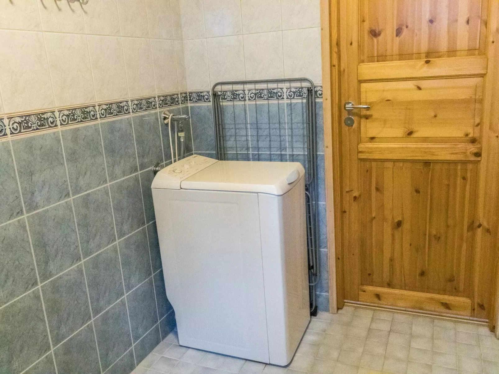 Aslakin helmi b-Drinnen