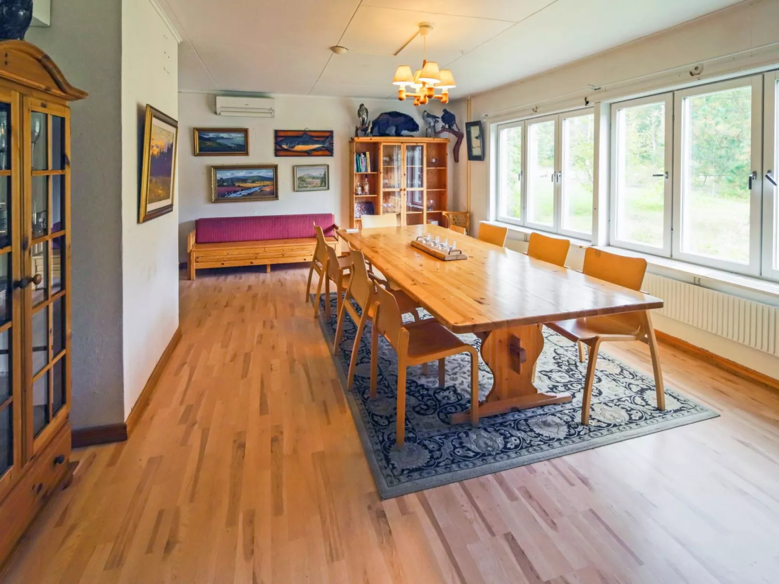 Lövgårdenin lohimaja-Inside