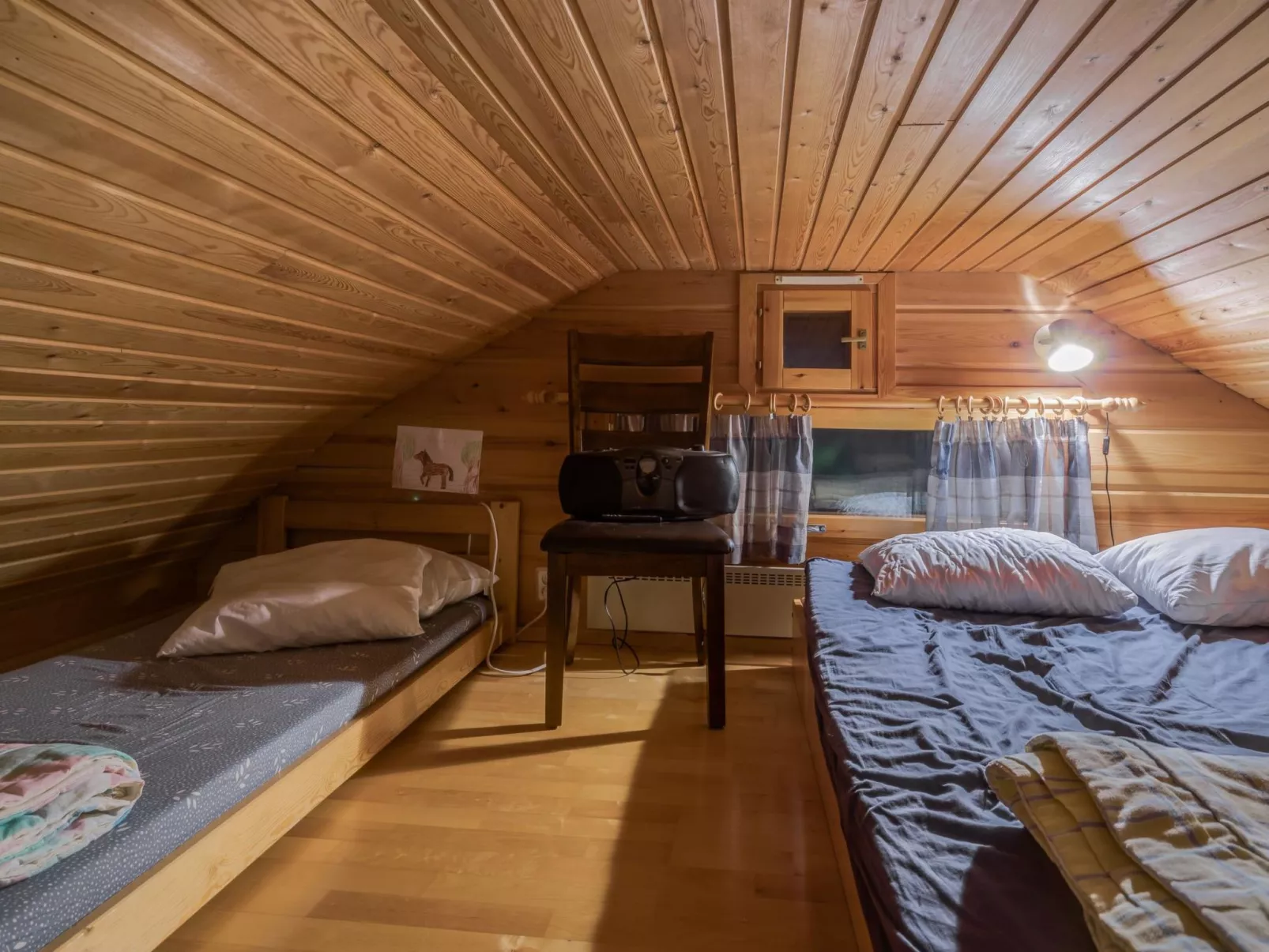 Neljä vuodenaikaa a1/karpalo-Drinnen