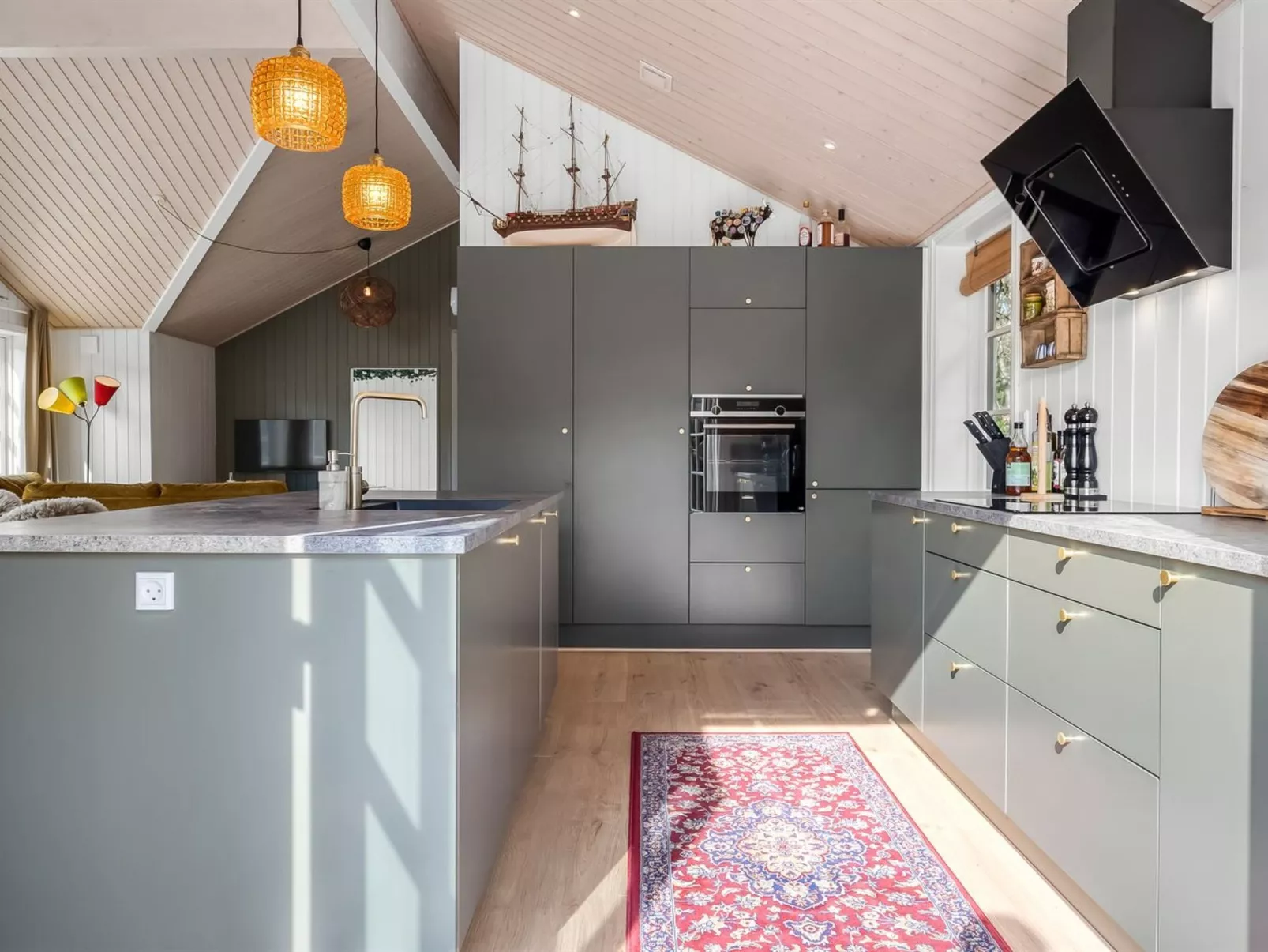 "Blek" - 2.8km from the sea-Inside