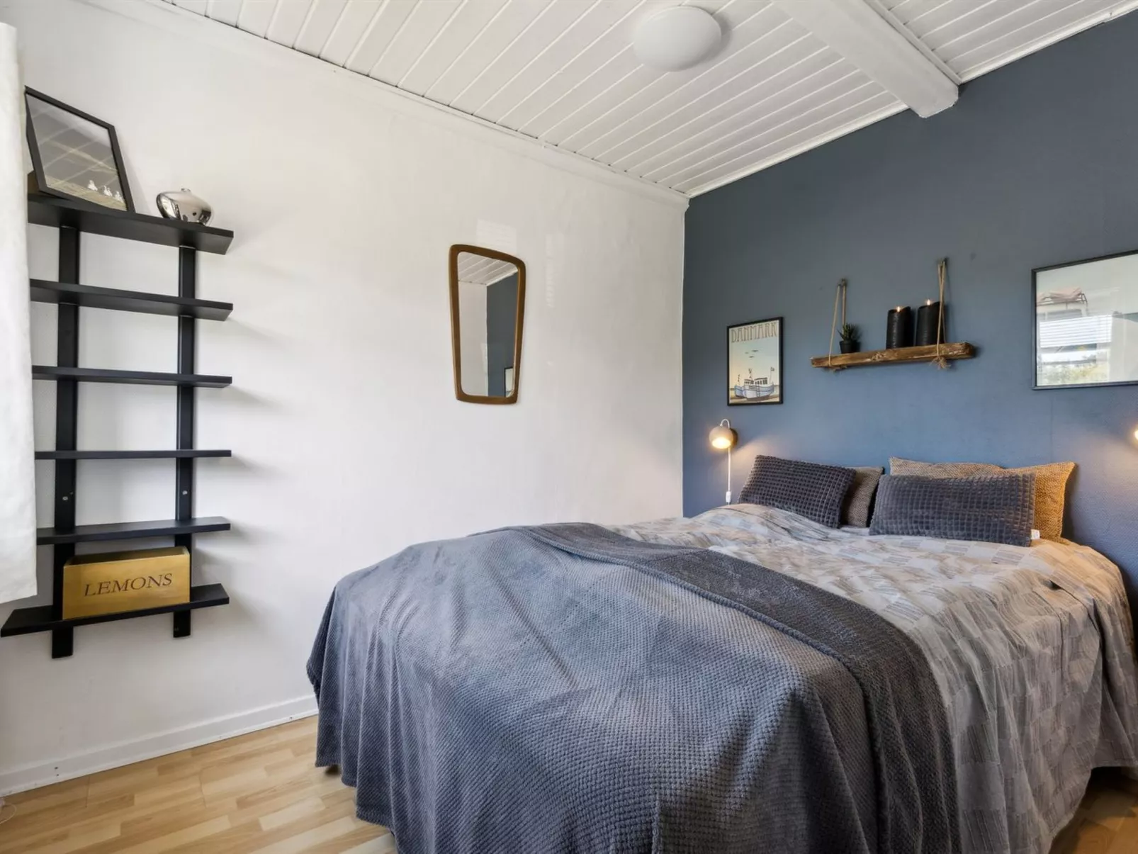 "Mari" - 150m from the sea-Inside