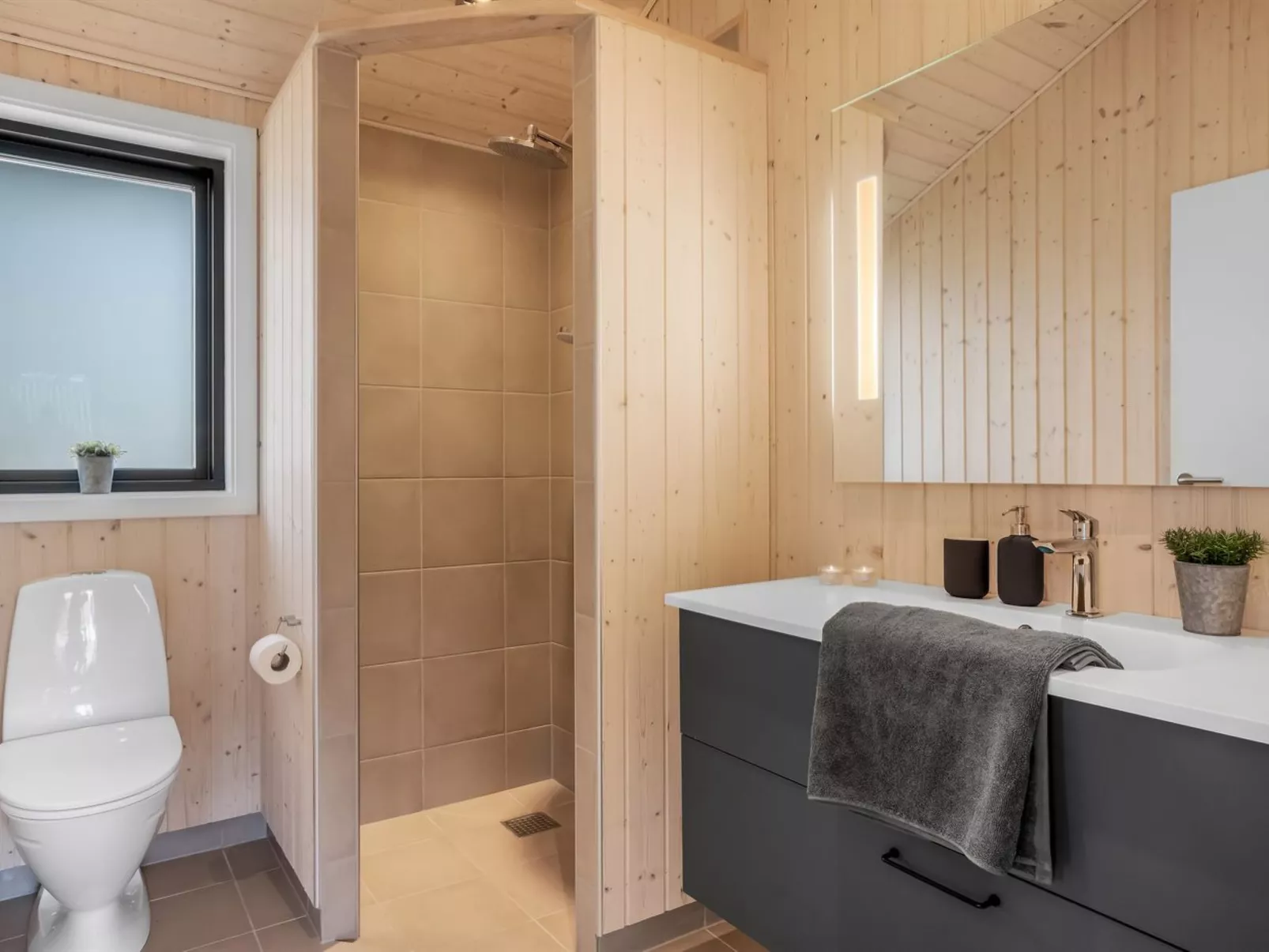 "Angelie" -  from the sea-Inside