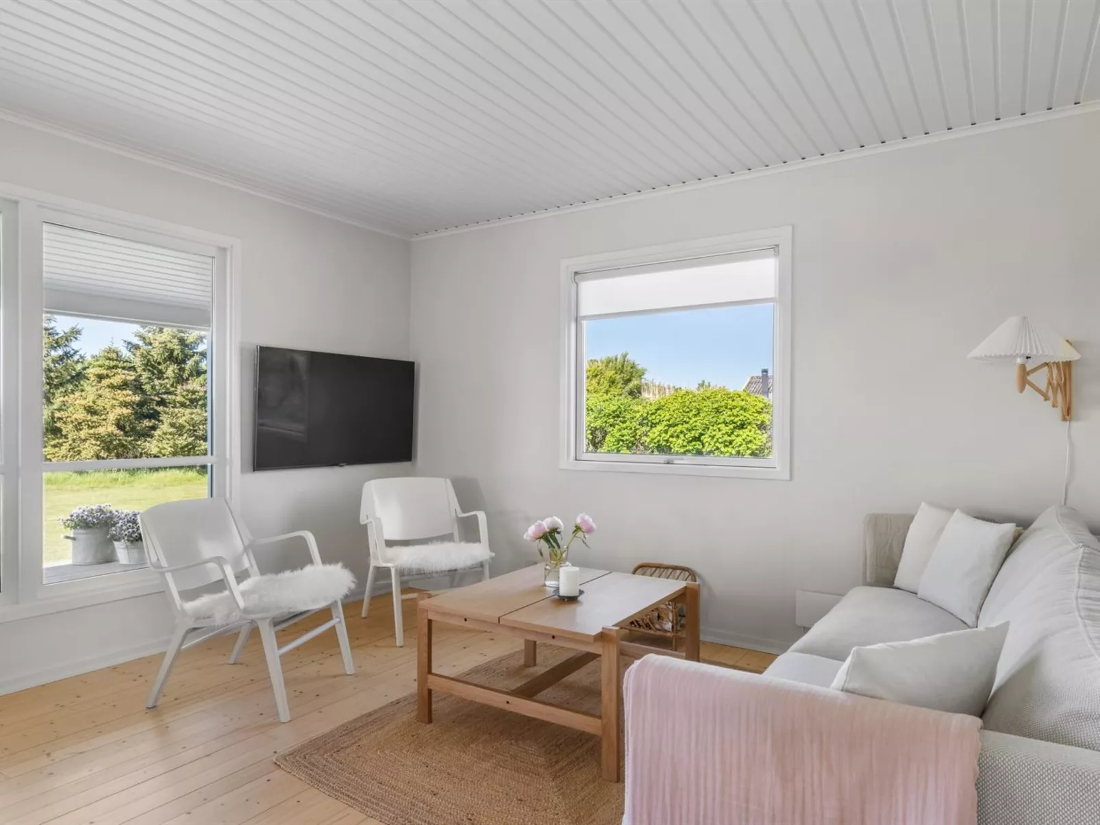 "Iven" - 140m from the sea-Drinnen