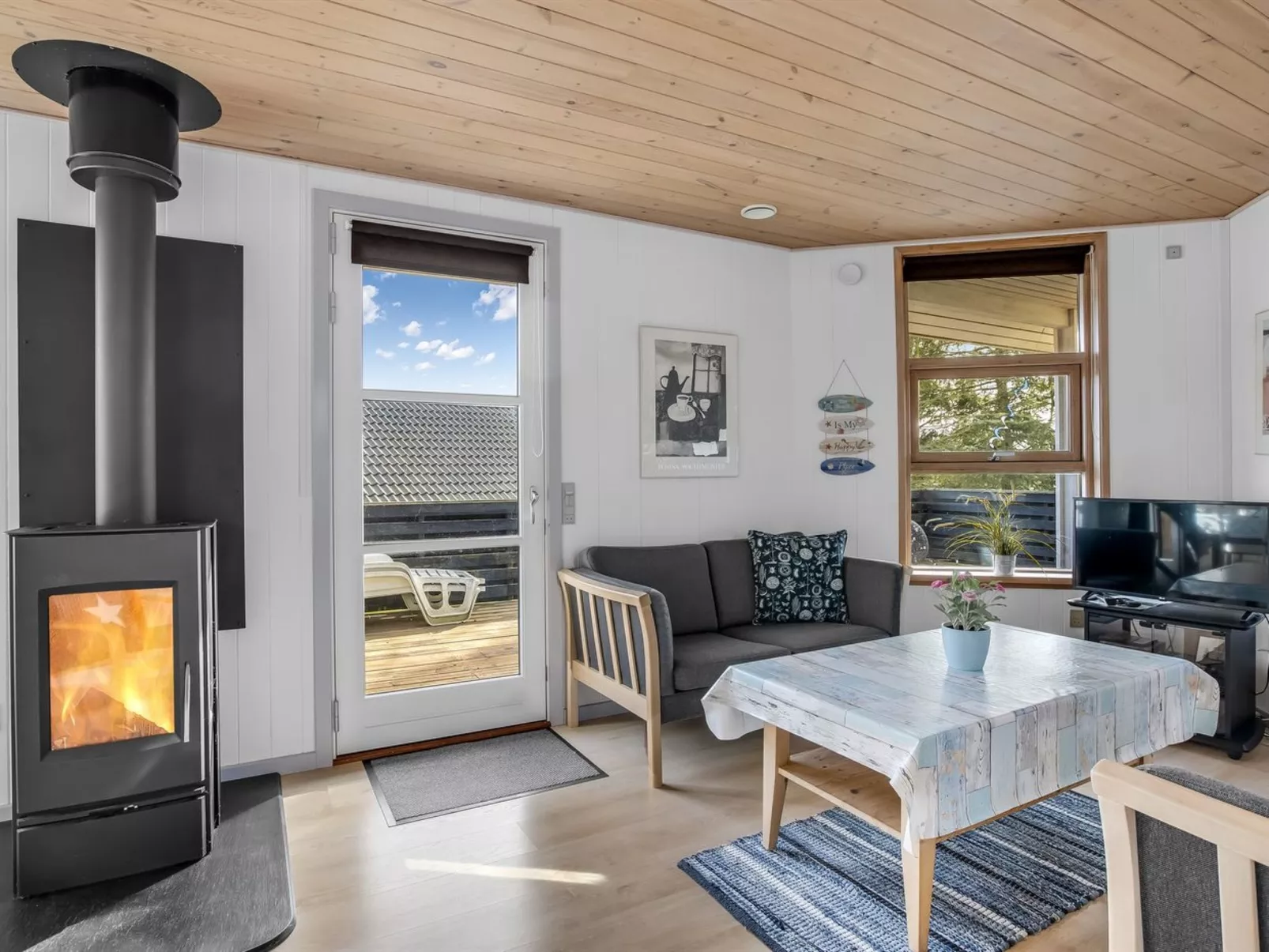 "Terttu" - 250m from the sea-Inside