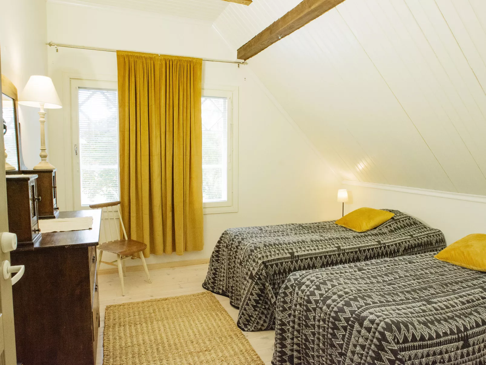 Päätalo, mökkilomat ja perhejuhlat-Dedans