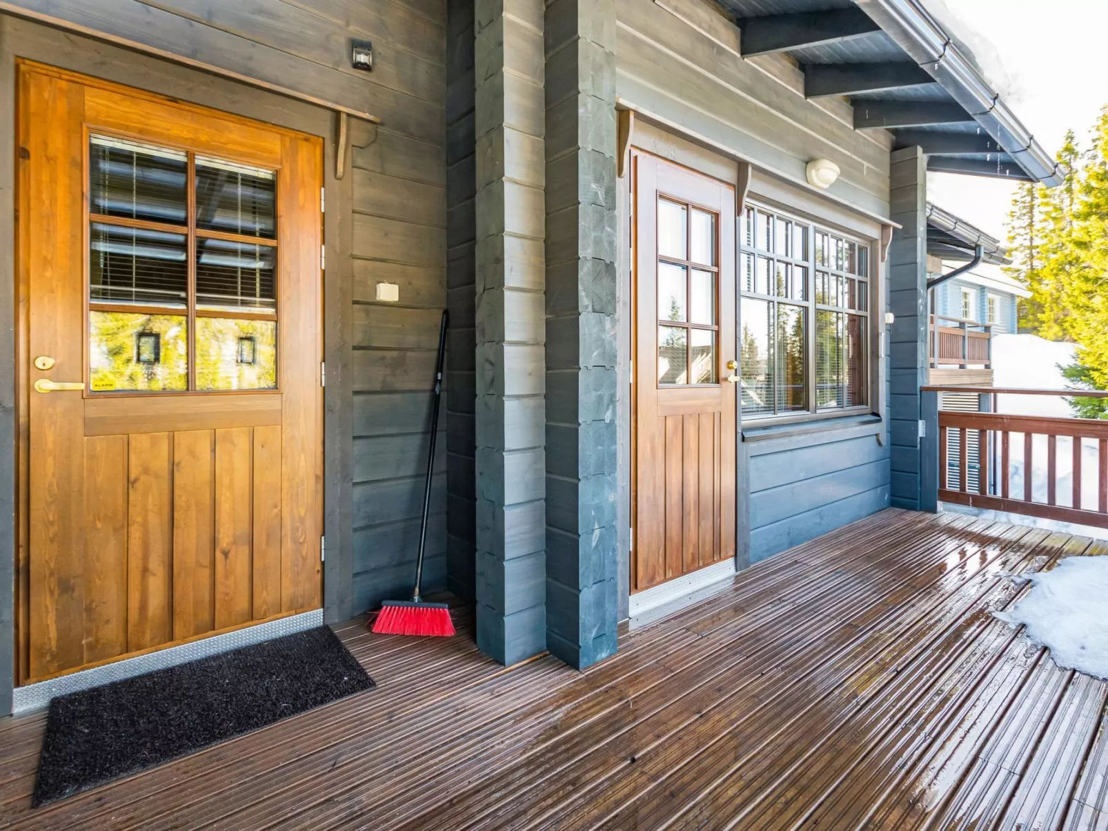 Vuosselinkulma 4-Dedans