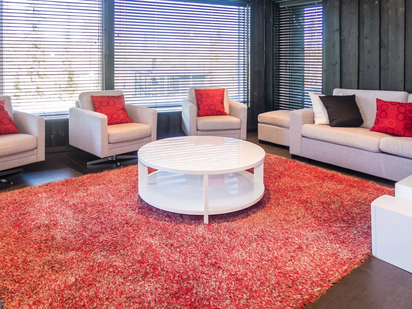 Holy lake chalet b-Drinnen