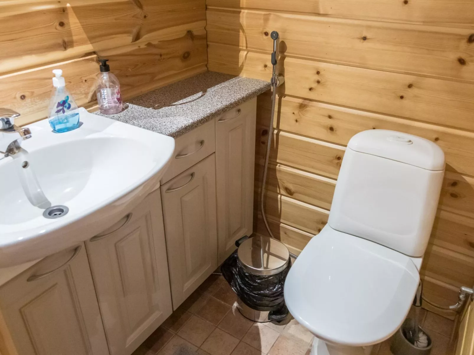 Ylläskaira a-Inside