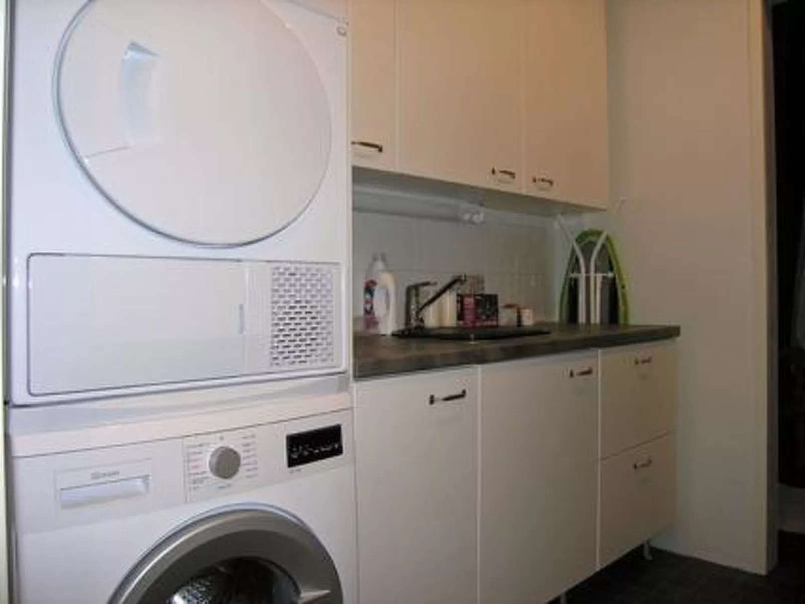 Ylä-hannala-Drinnen