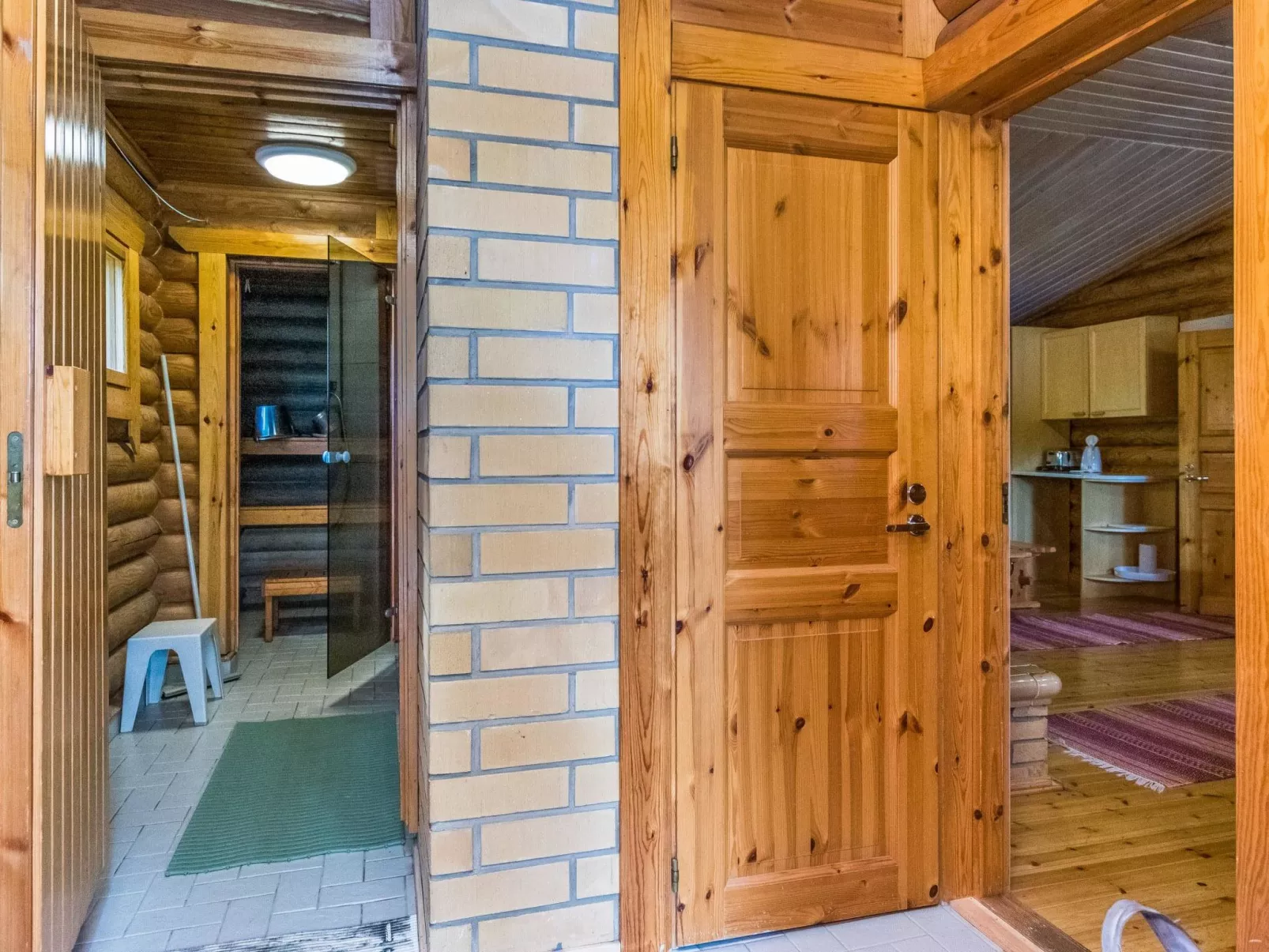 Lohi, cjoe237 a-Inside