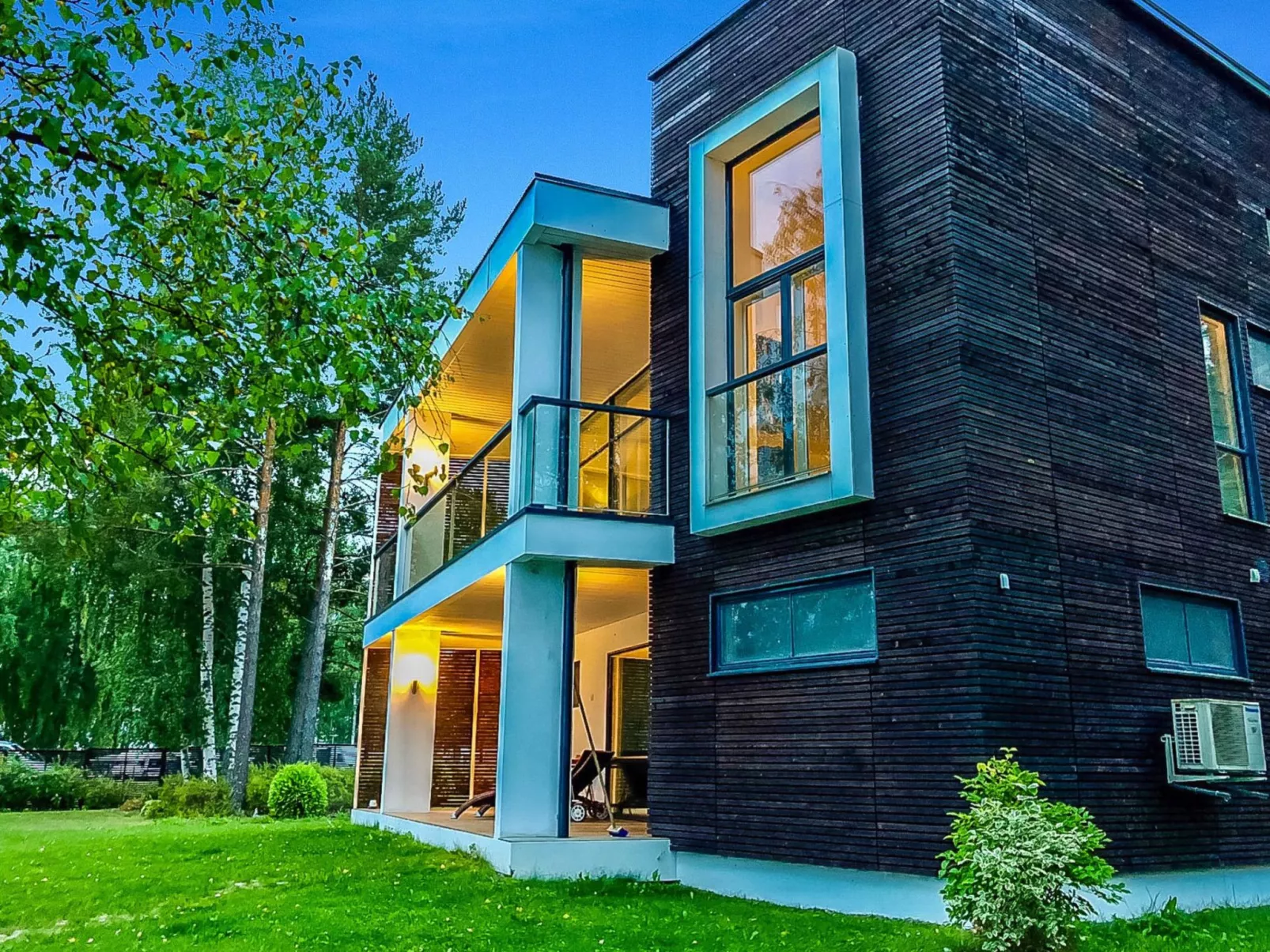 Villa marina-Drinnen