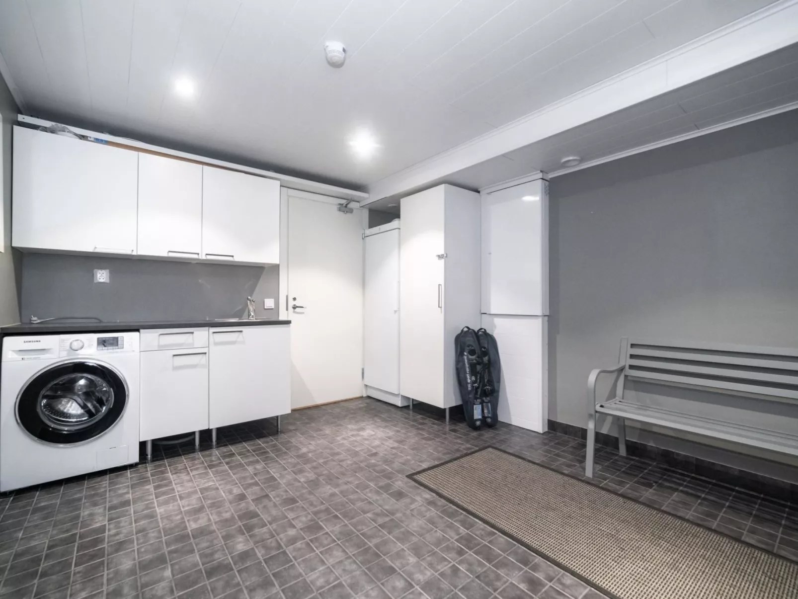 Rukan rinnemaa a-Dedans