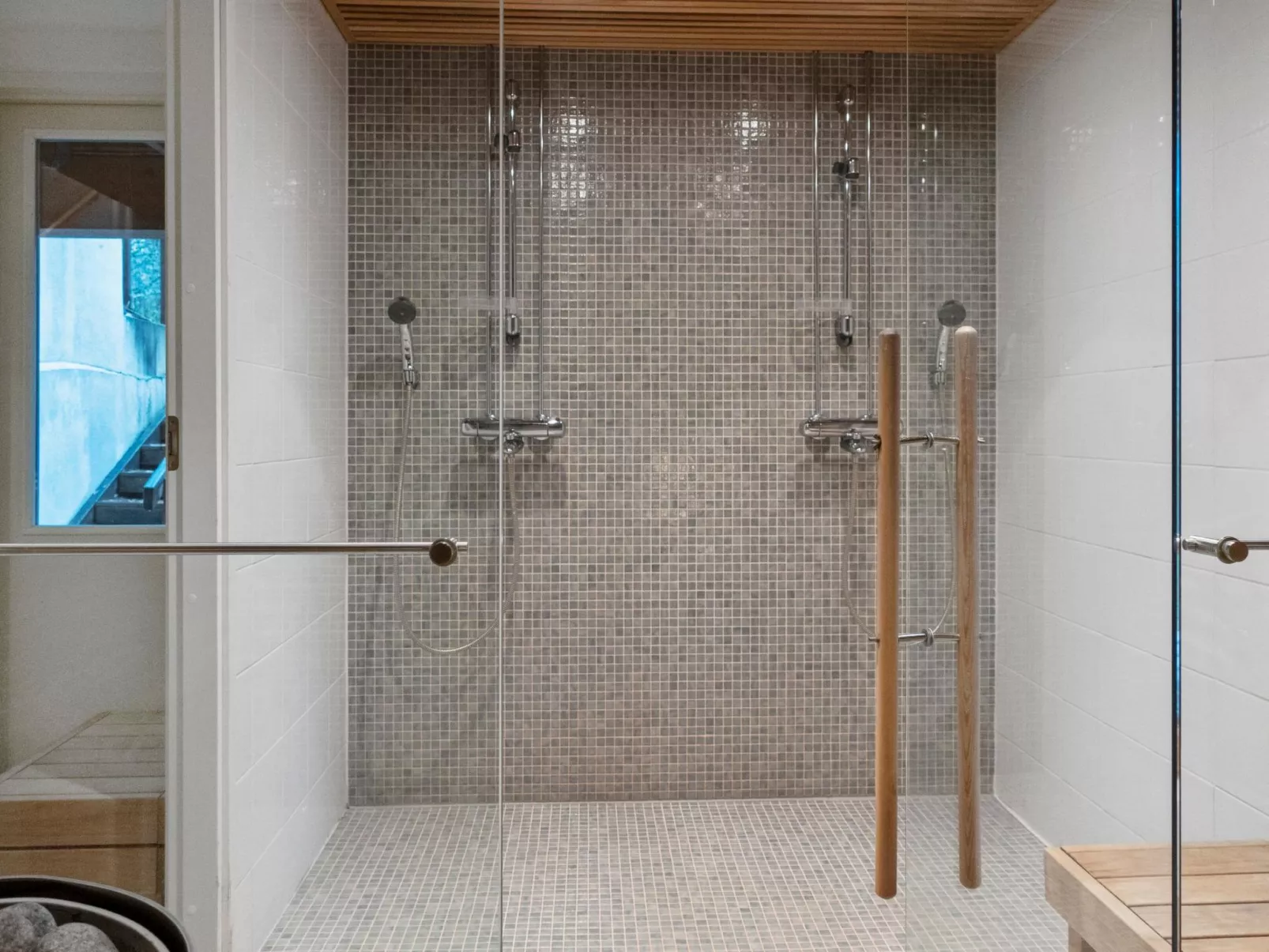 Sallan lumous b-Dedans