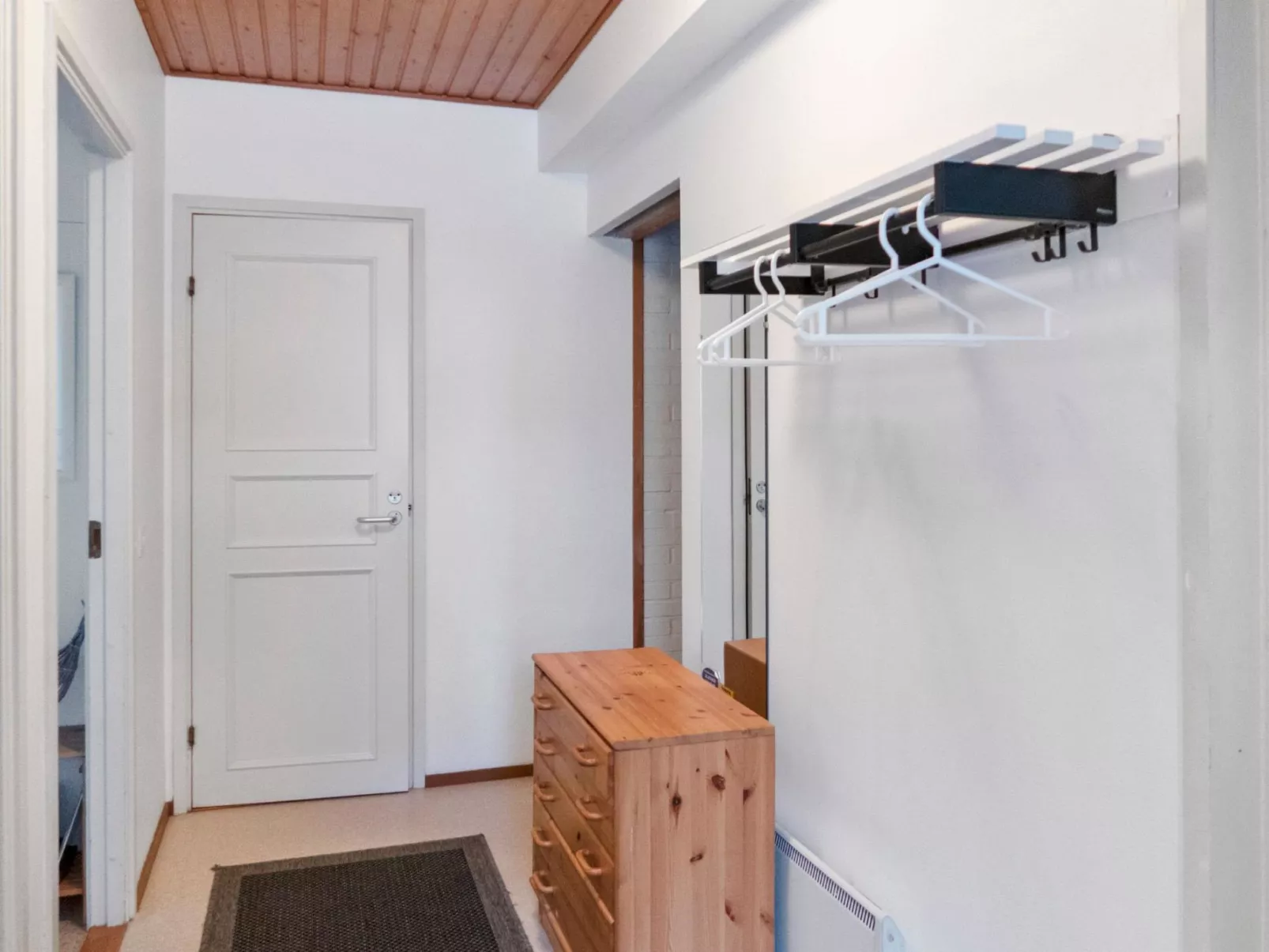 Lomakatti 10b-Dedans