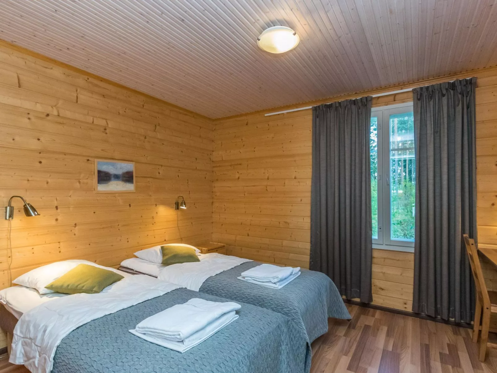 Kartanohuvila-Inside