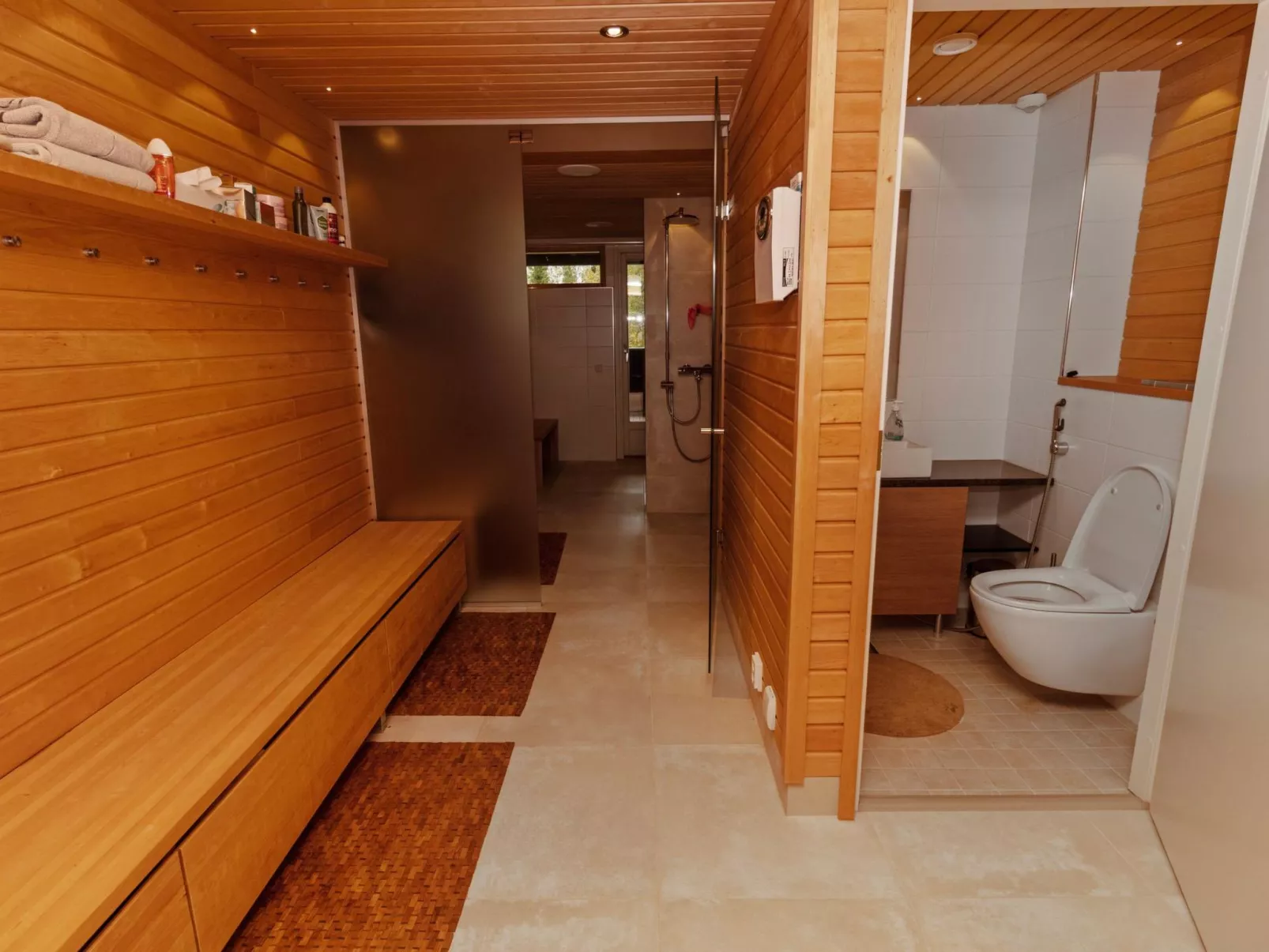 Holy lake chalet a-Drinnen