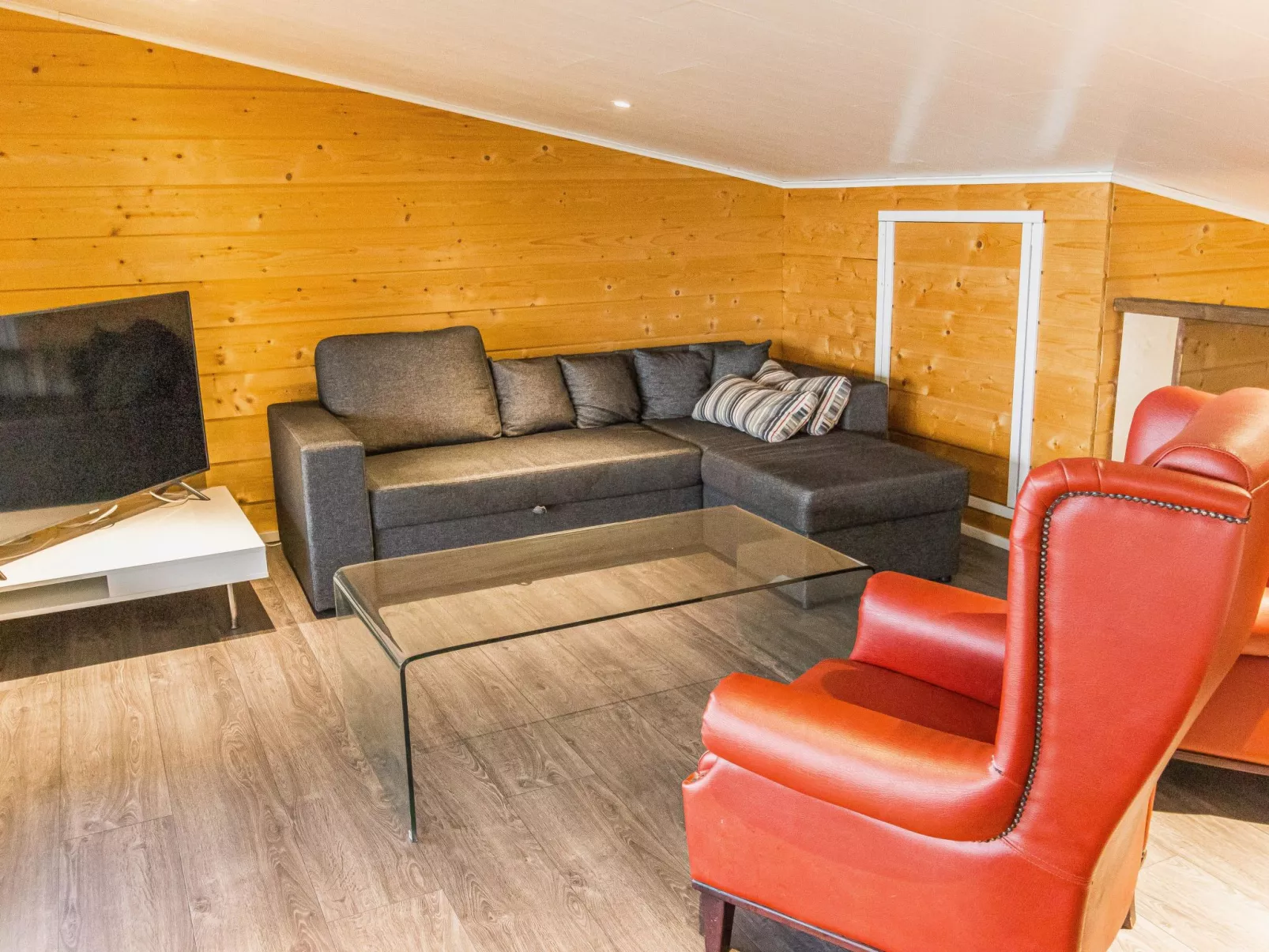 Ellivuori west 1-Dedans