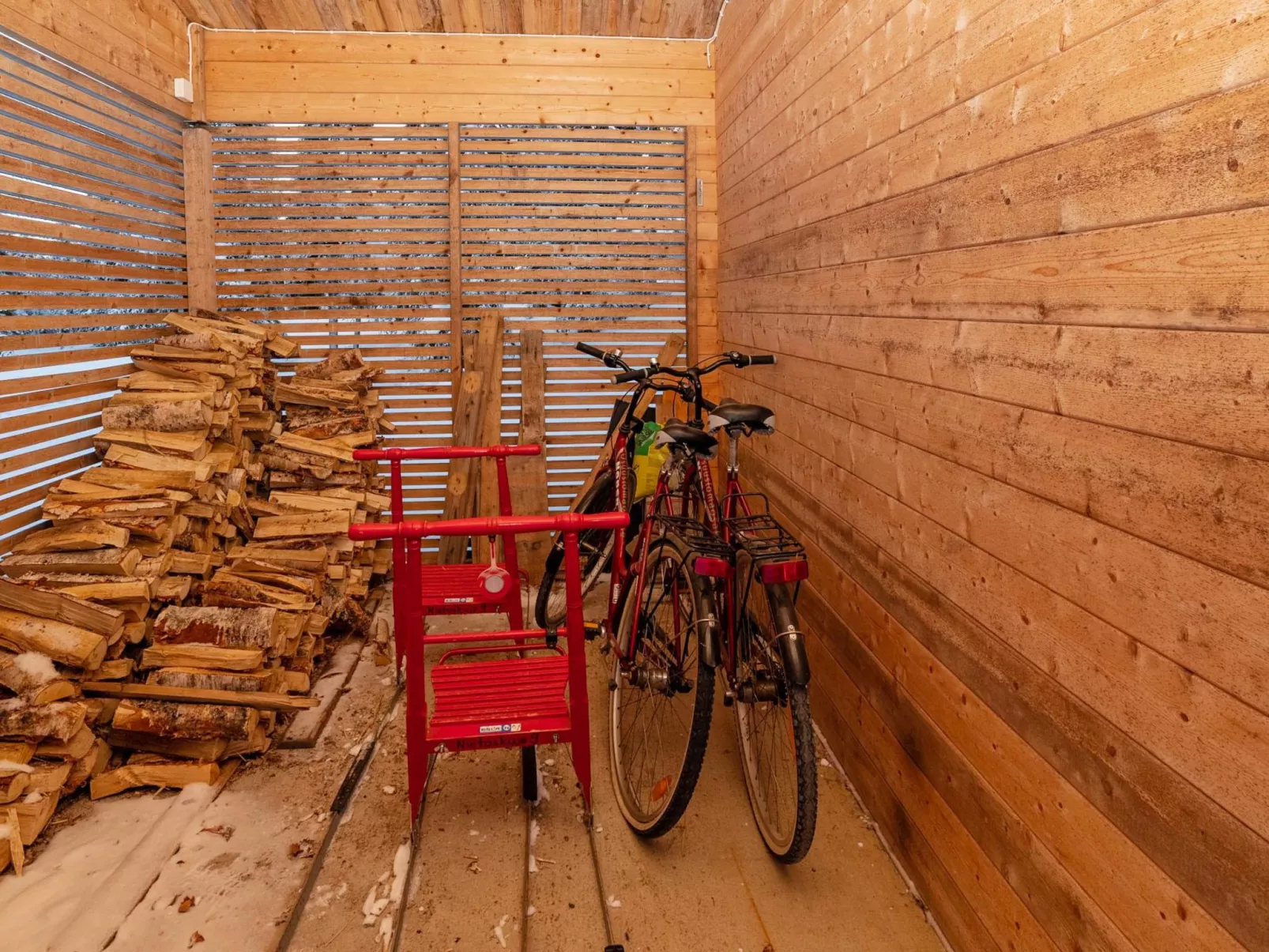 Rukan nietosrinne-Inside