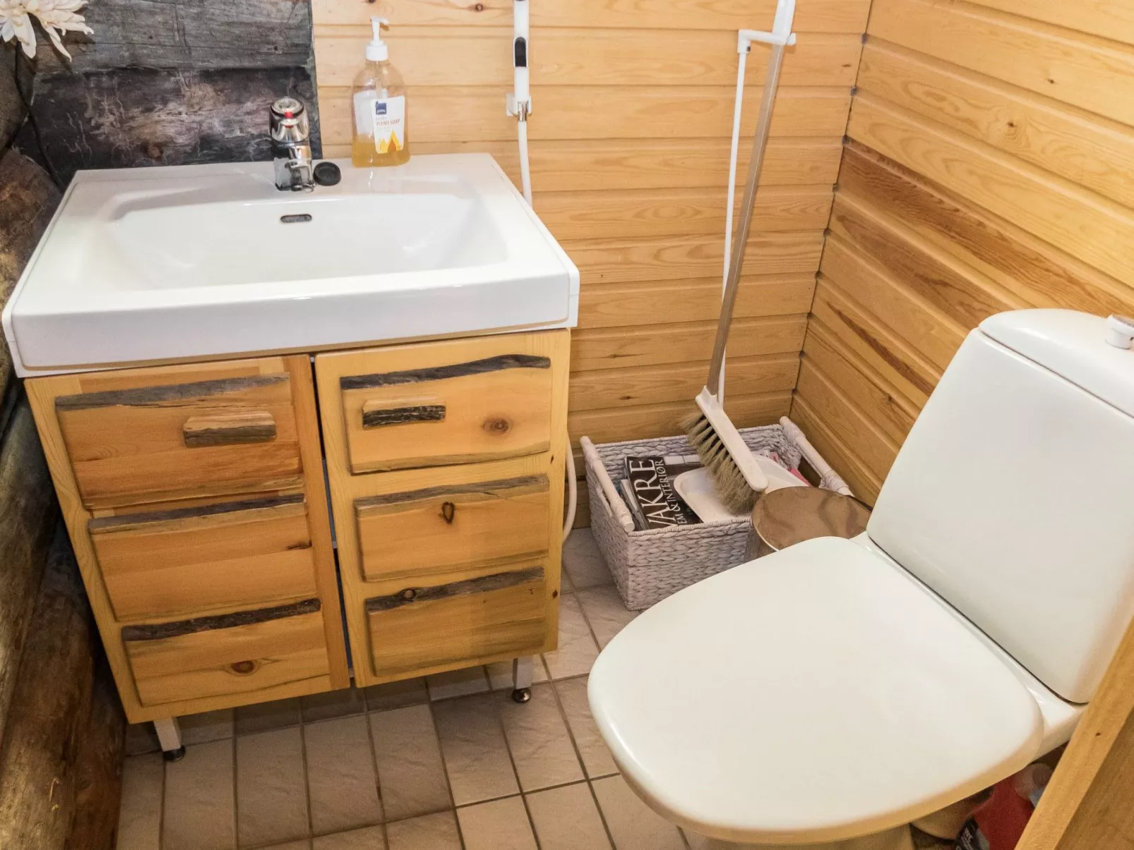 Rantaruka 4d1-Inside