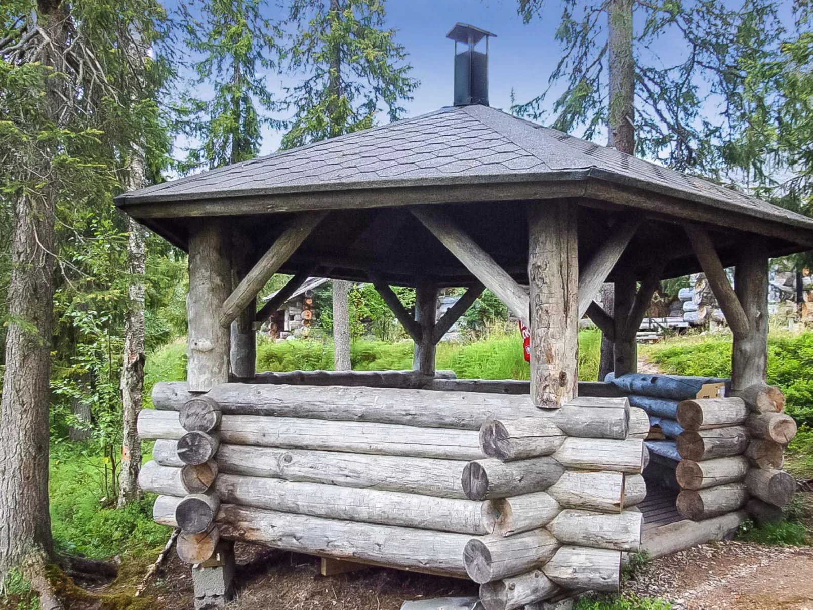 Seitsemän savua 6-Dedans