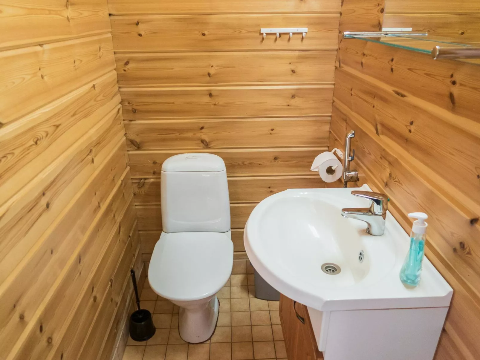 Klz 1. akaatti-Dedans