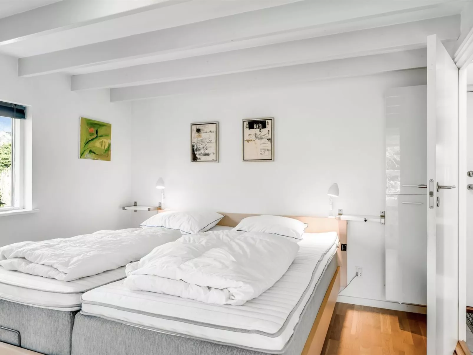 "Valentin" -  from the sea-Drinnen