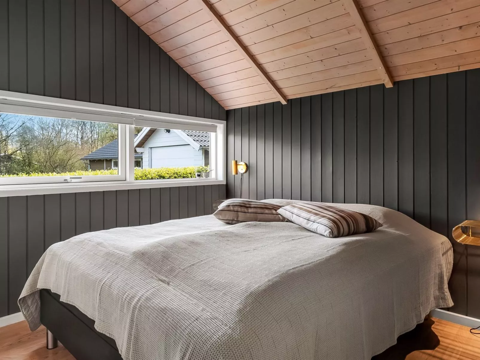 "Truels" - 30km from the sea-Drinnen