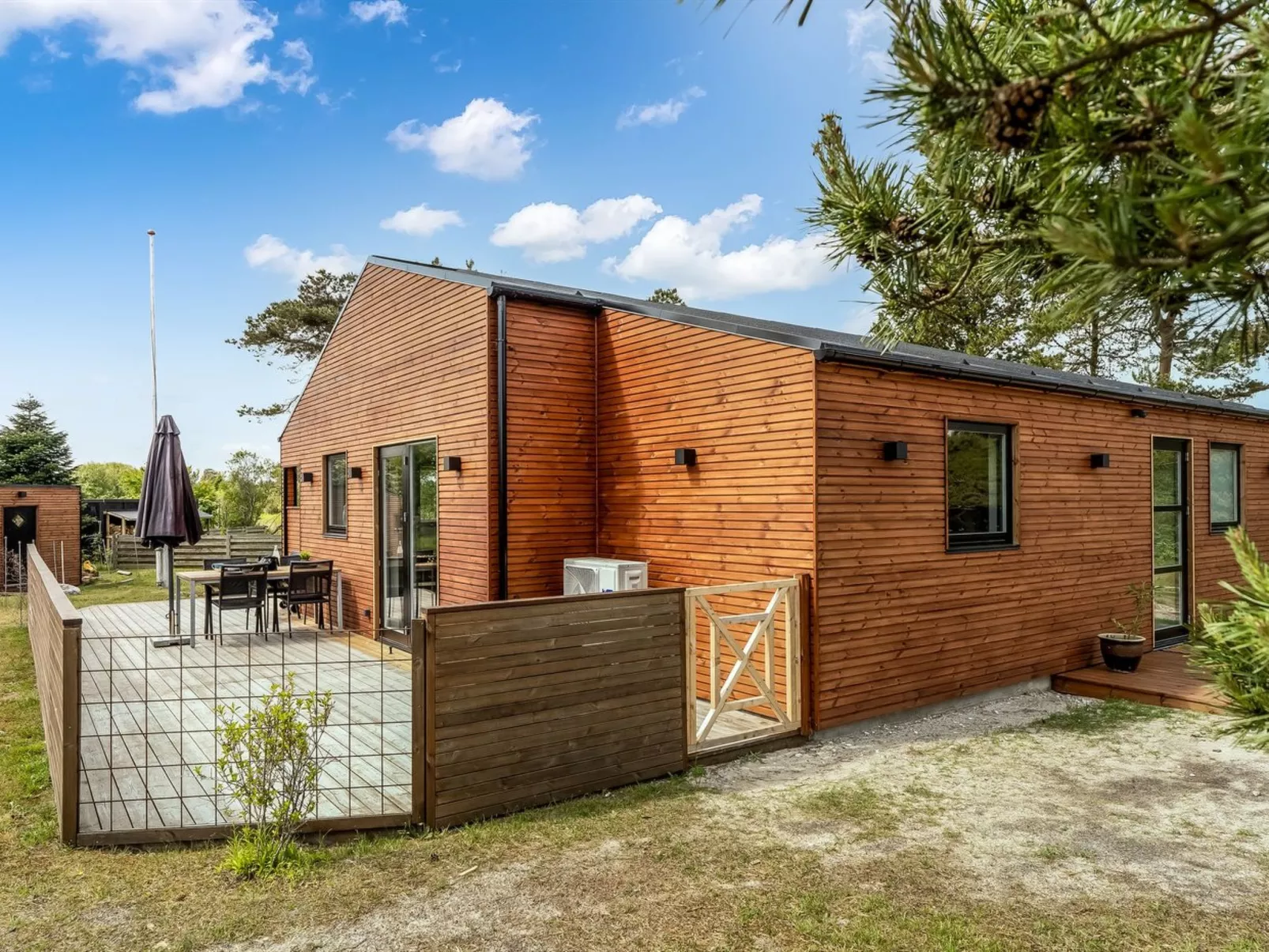 "Jerrik" - 200m from the sea-Dehors