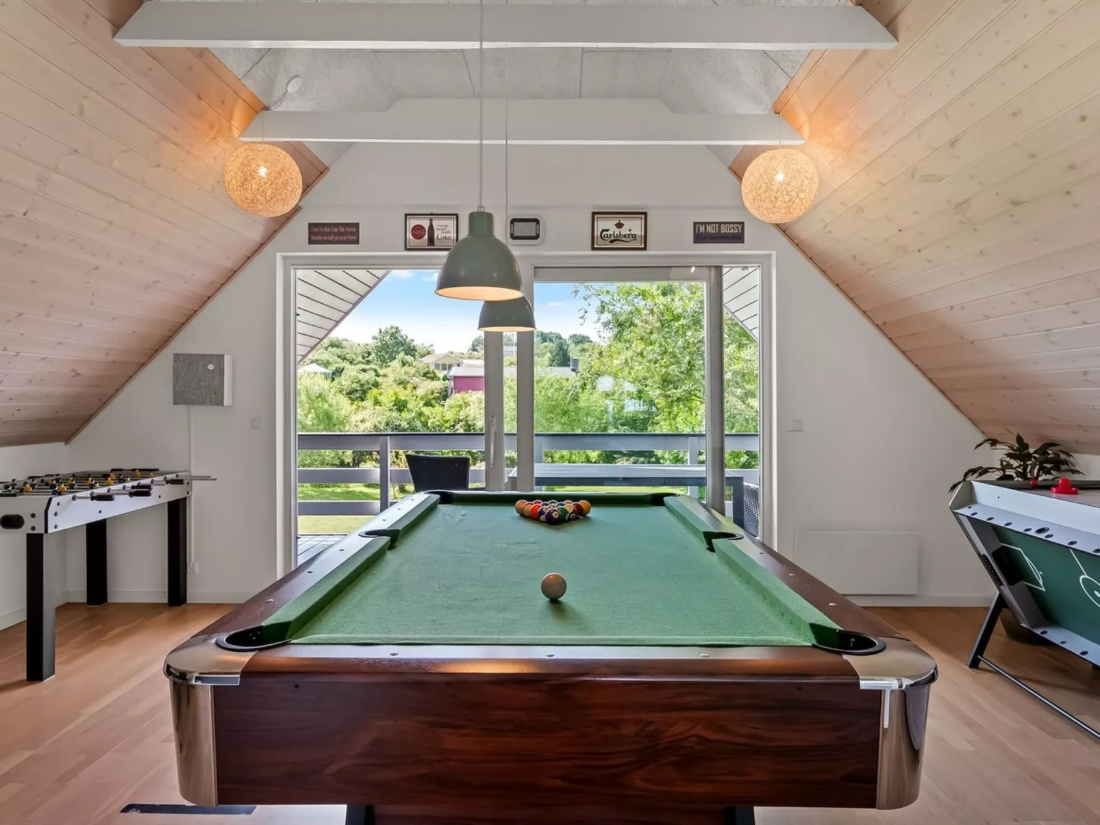 "Hekla" - 150m from the sea-Inside