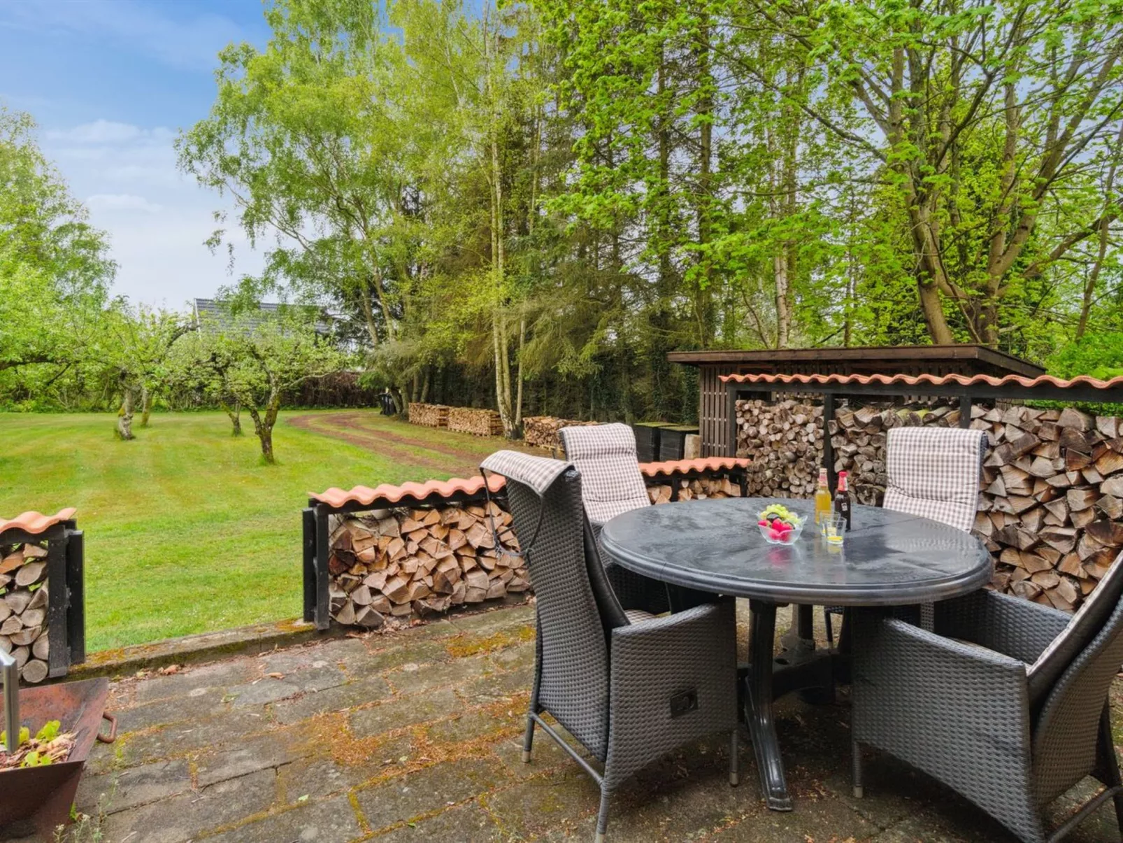 "Andri" - 1.5km from the sea-Outside