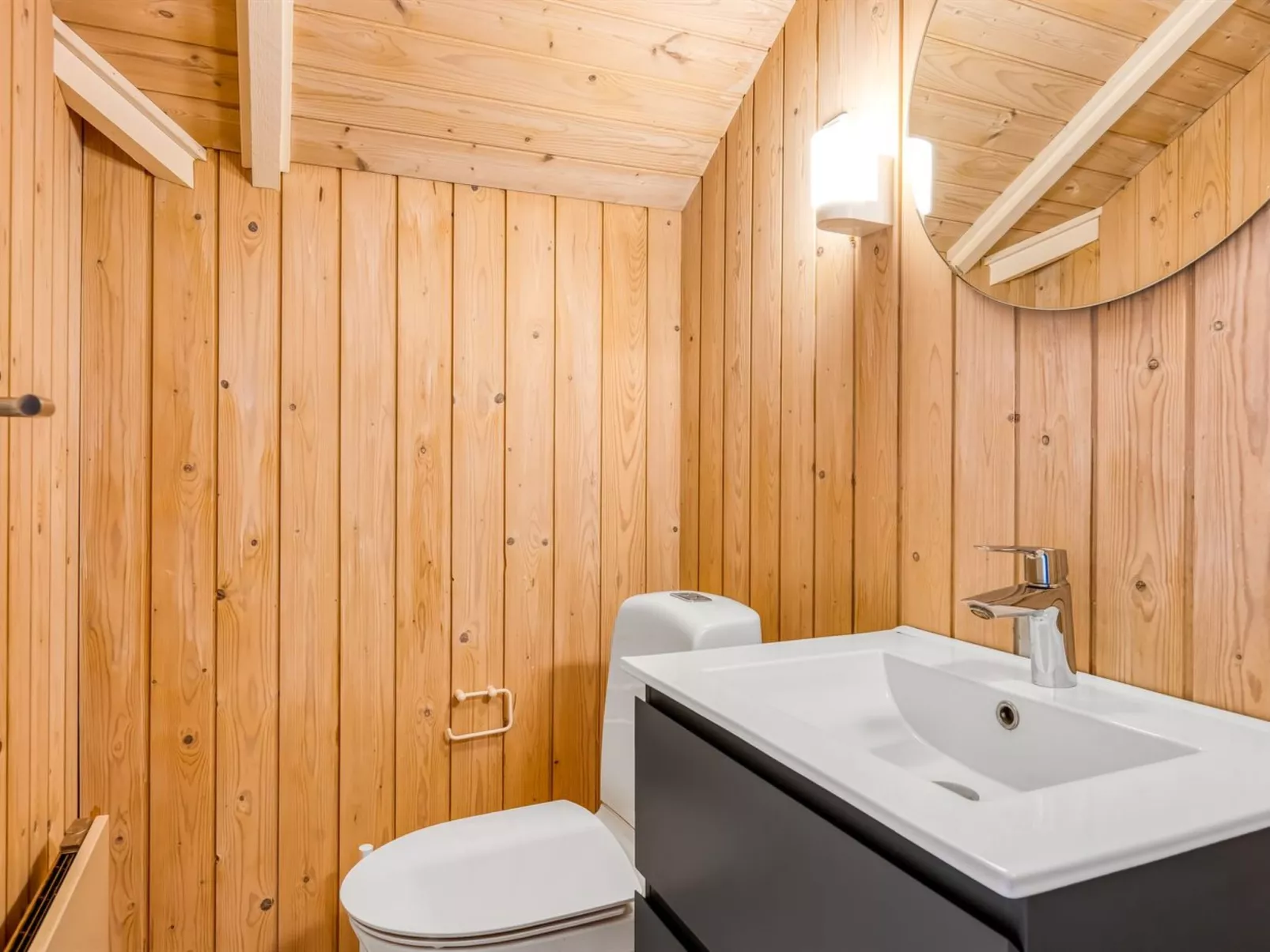 "Kai" - 400m from the sea-Drinnen