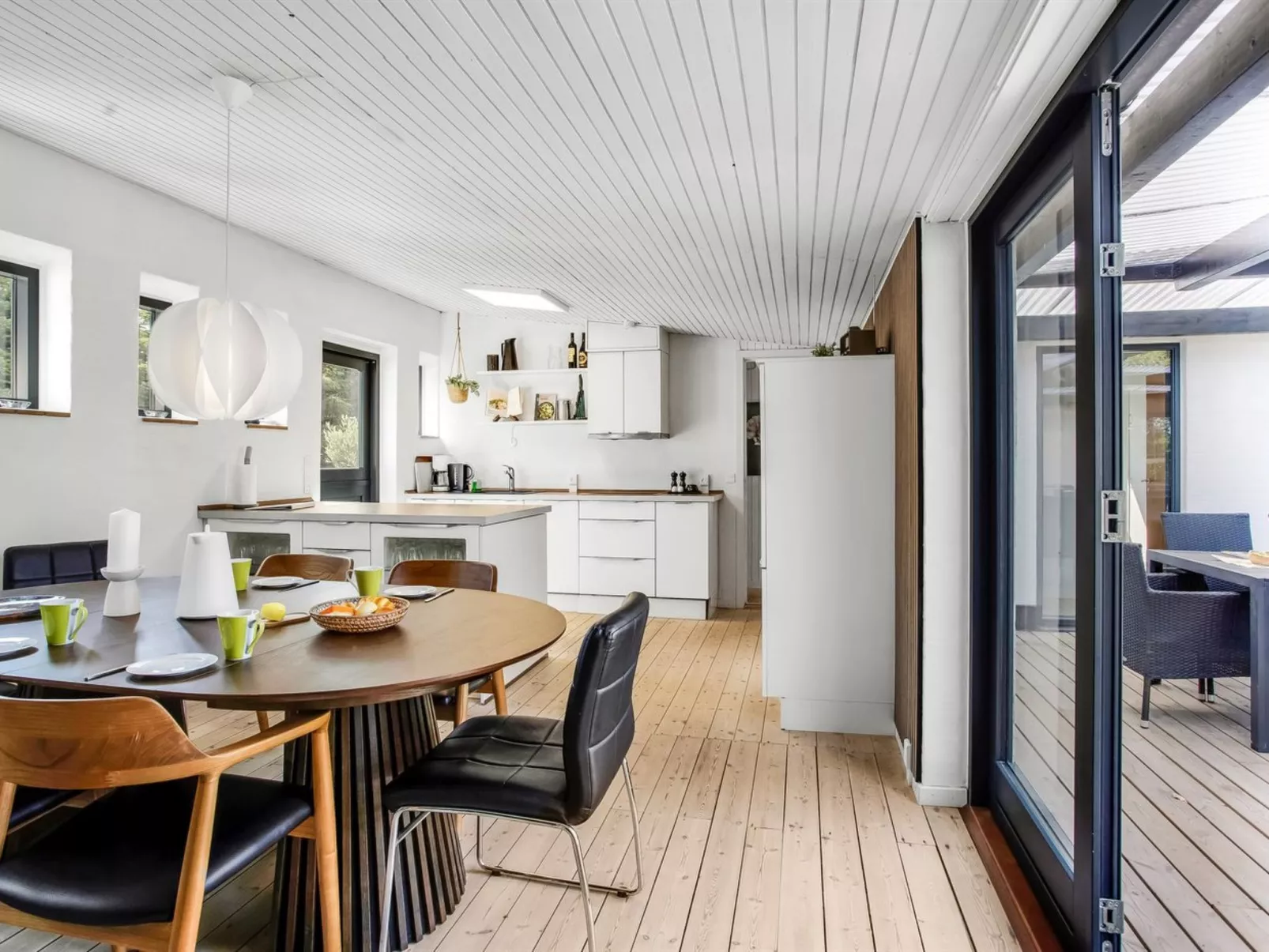 "Anabel" - 600m from the sea-Drinnen