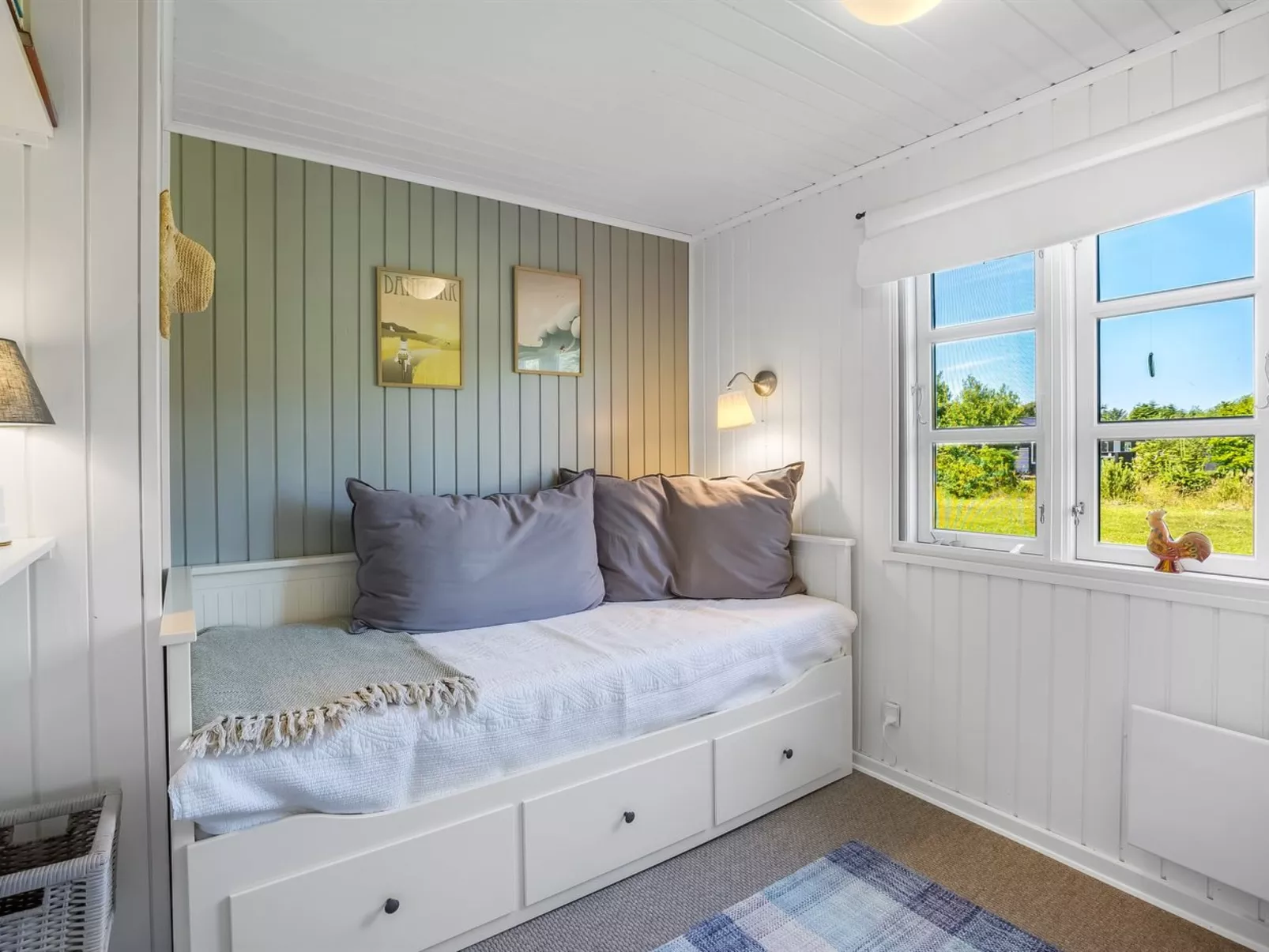 "Voitto" - 1km to the fjord-Drinnen