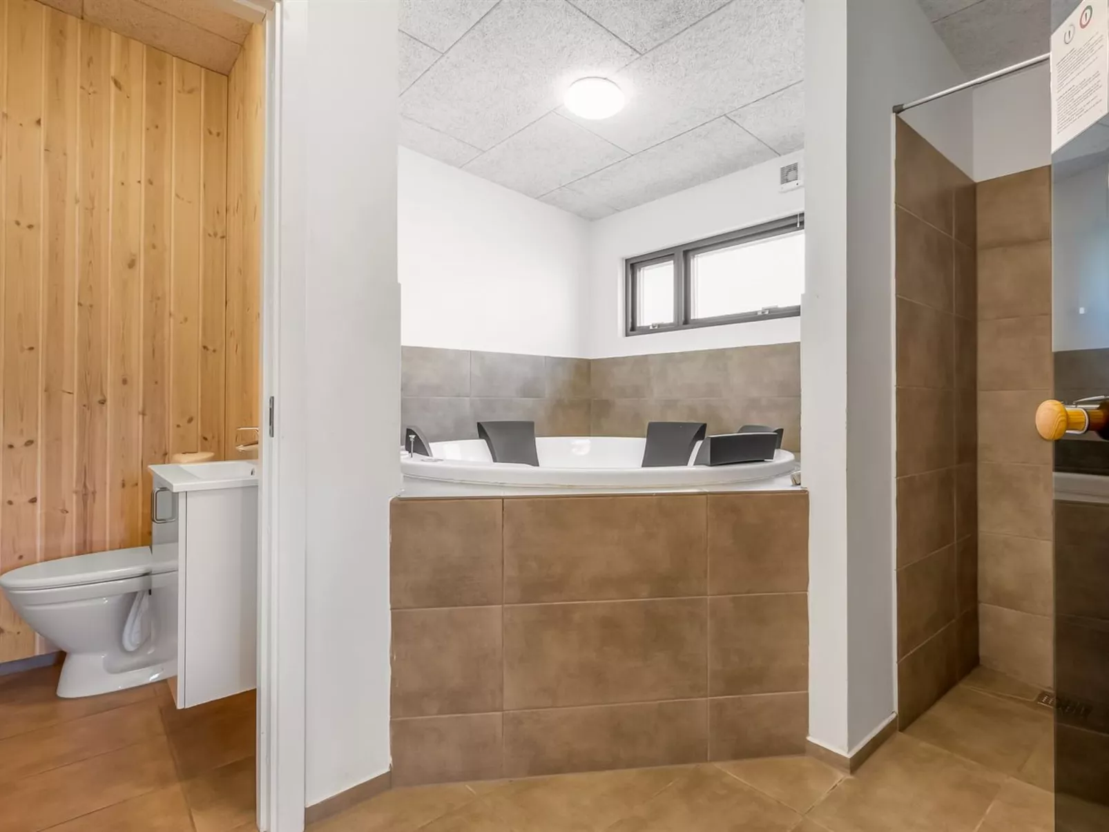 "Abbo" - 750m from the sea-Drinnen