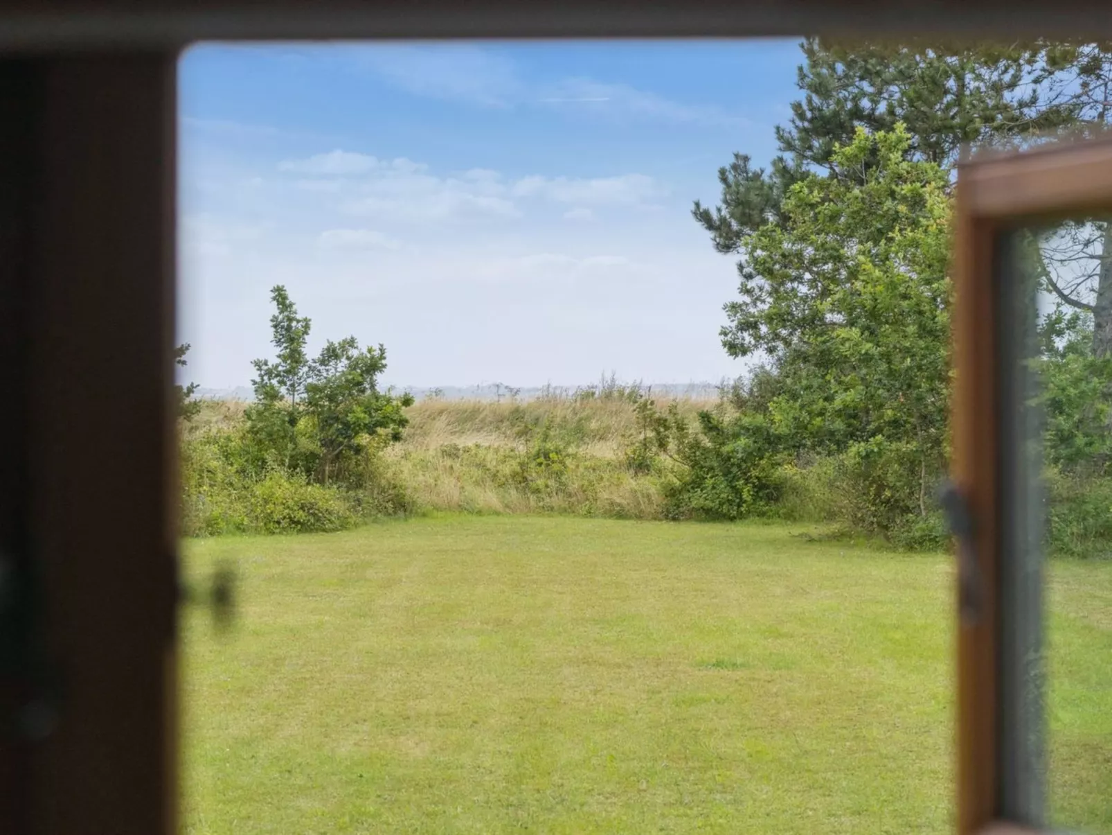 "Kjell" - 25m from the sea-Outside