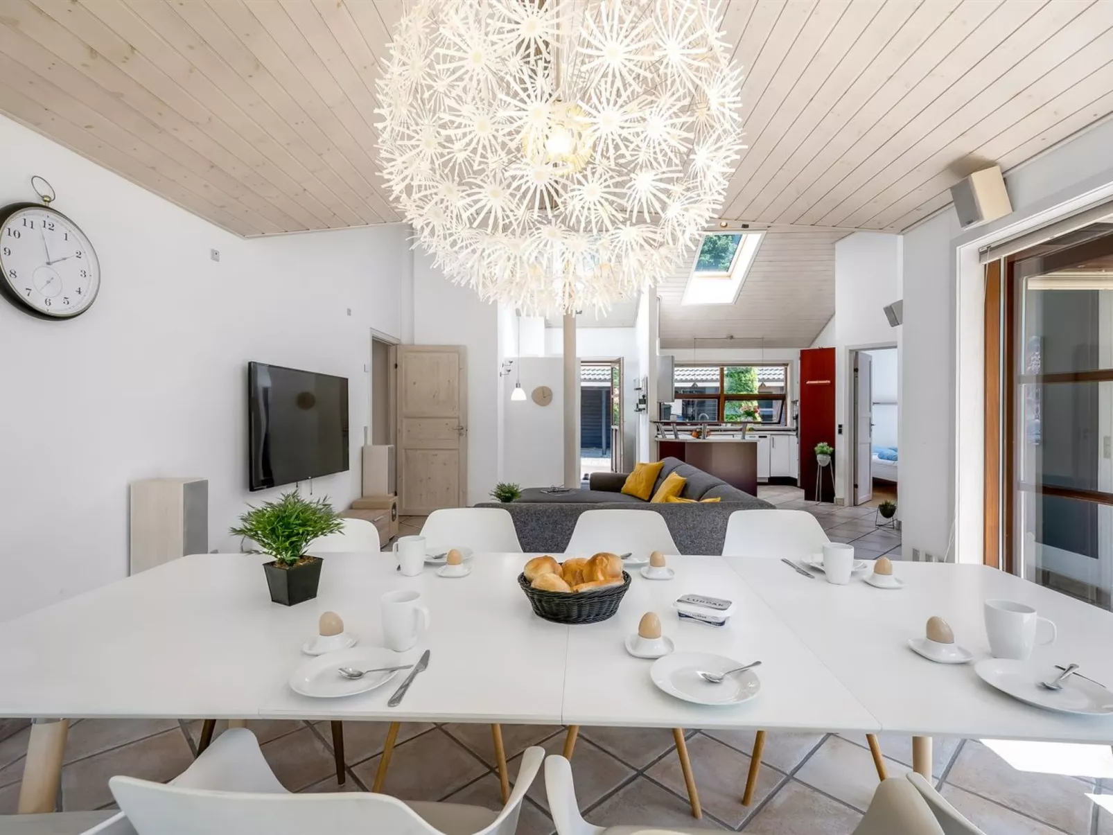 "Lillebror" - 12km from the sea-Drinnen