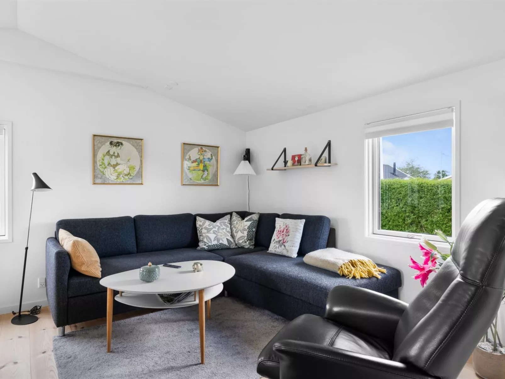 "Daya" - 75m from the sea-Drinnen