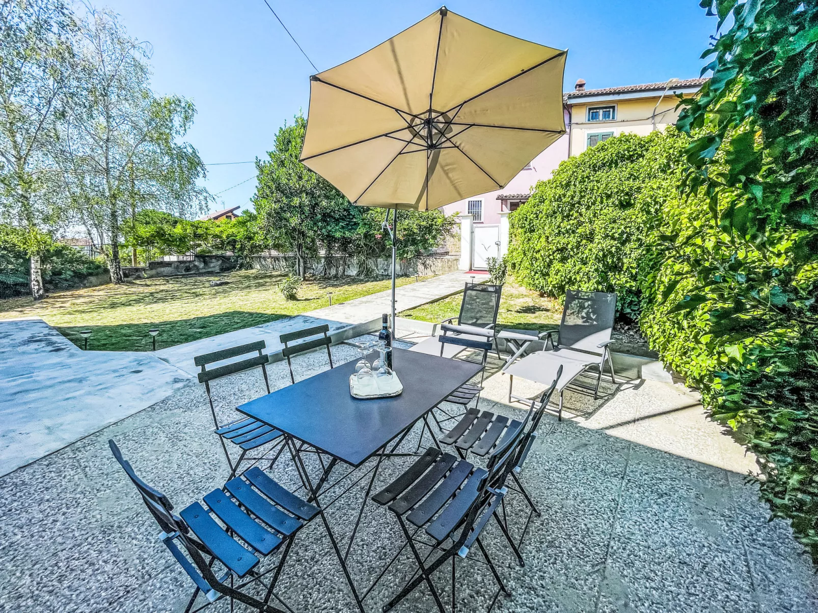 Guest House Viotti-Outside