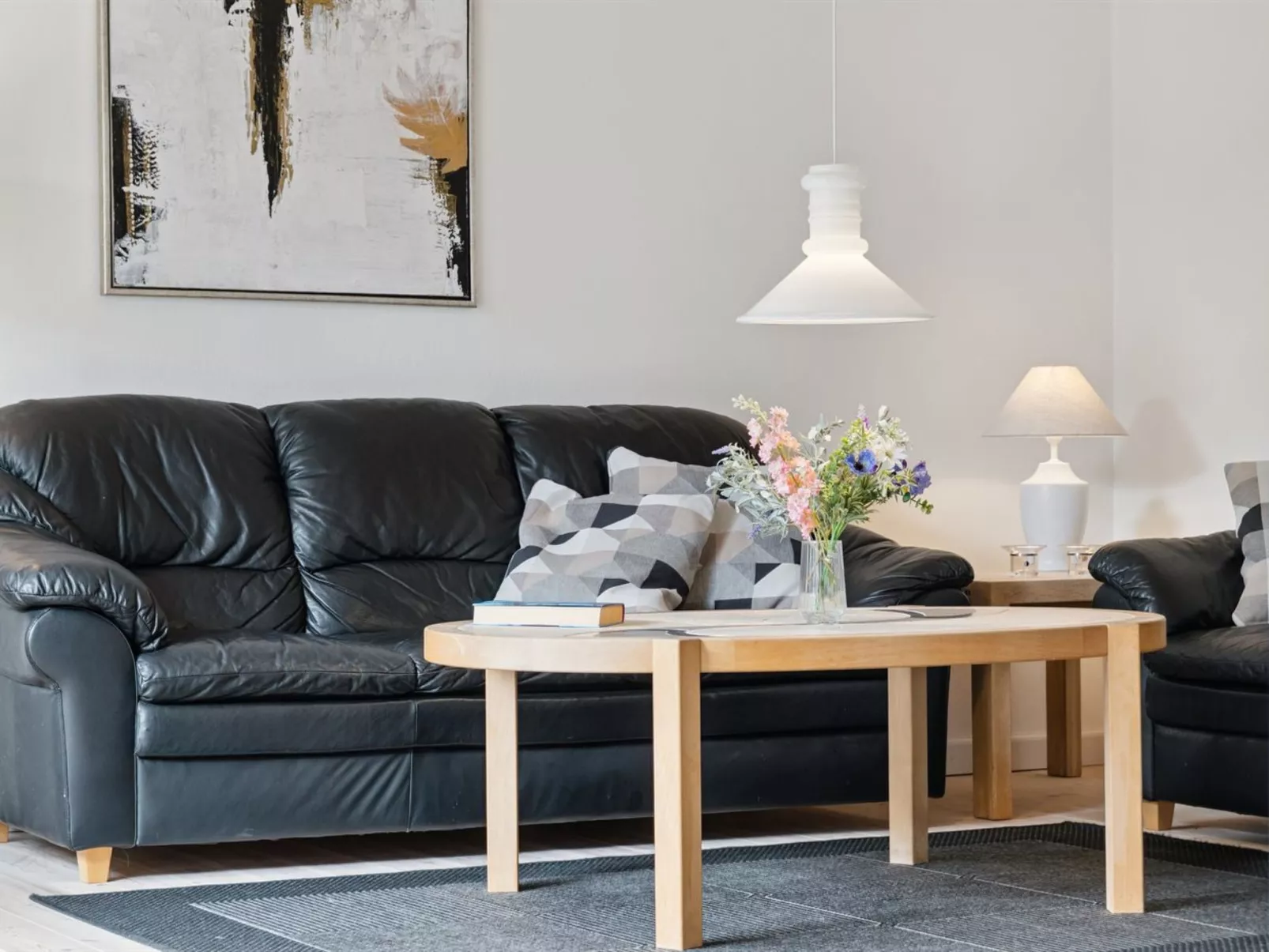 "Sixten" - 400m to the fjord-Inside