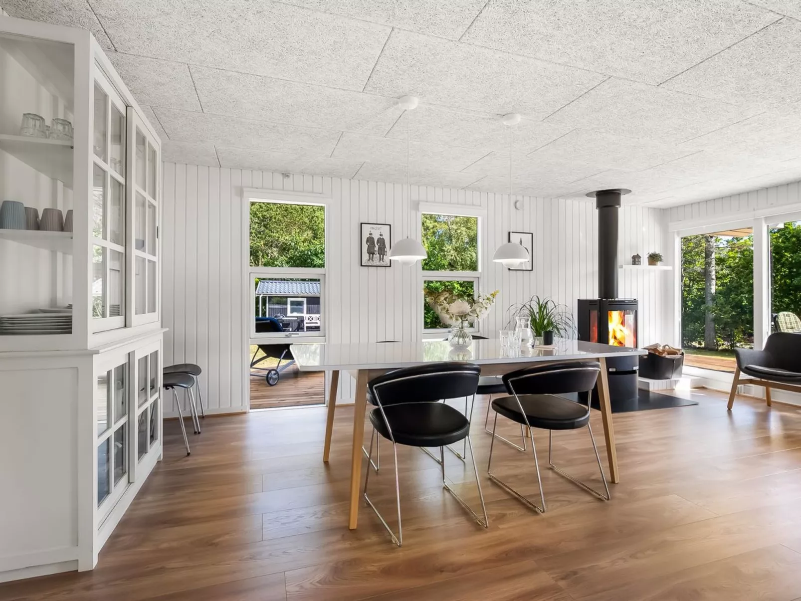 "Lillebror" - 7km from the sea-Inside