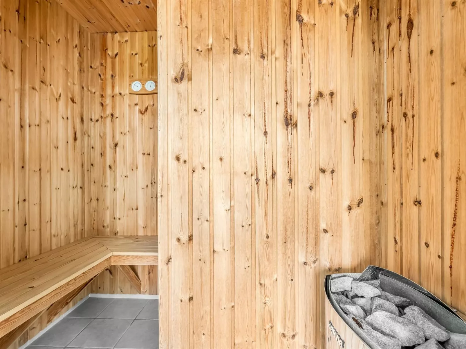 "Jurgis" - 900m from the sea-Inside