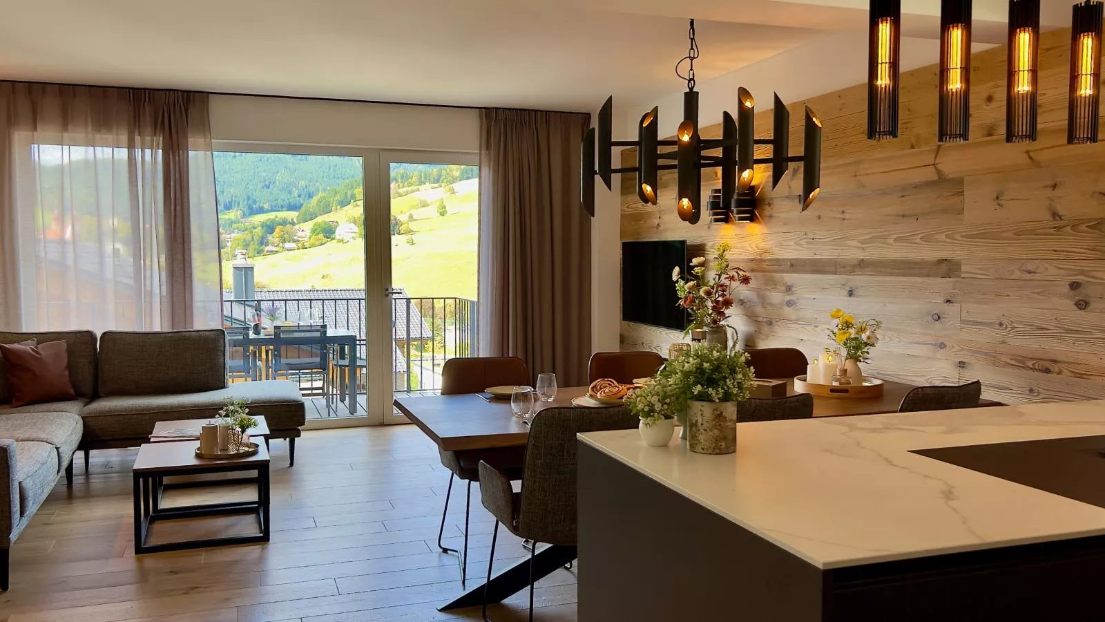 Grebenzen Lodge Starnberg 60A-Dining room