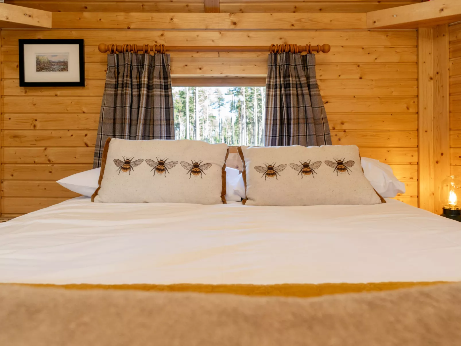 Ghillie’s Bothy-Inside