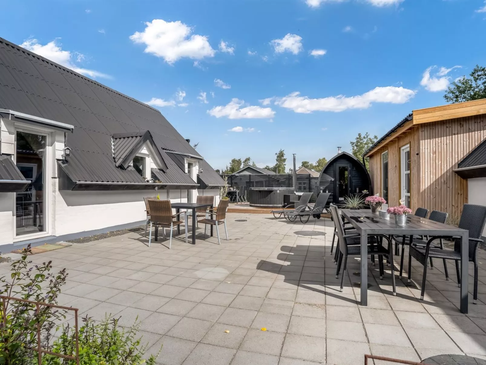 "Milutin" - 650m from the sea-Outside