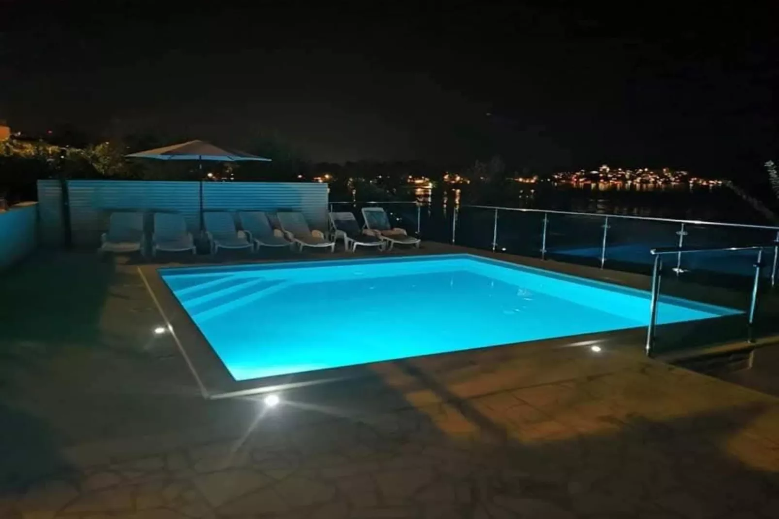 Two-bedroom Apartment With Sea View A1-Swimming pool