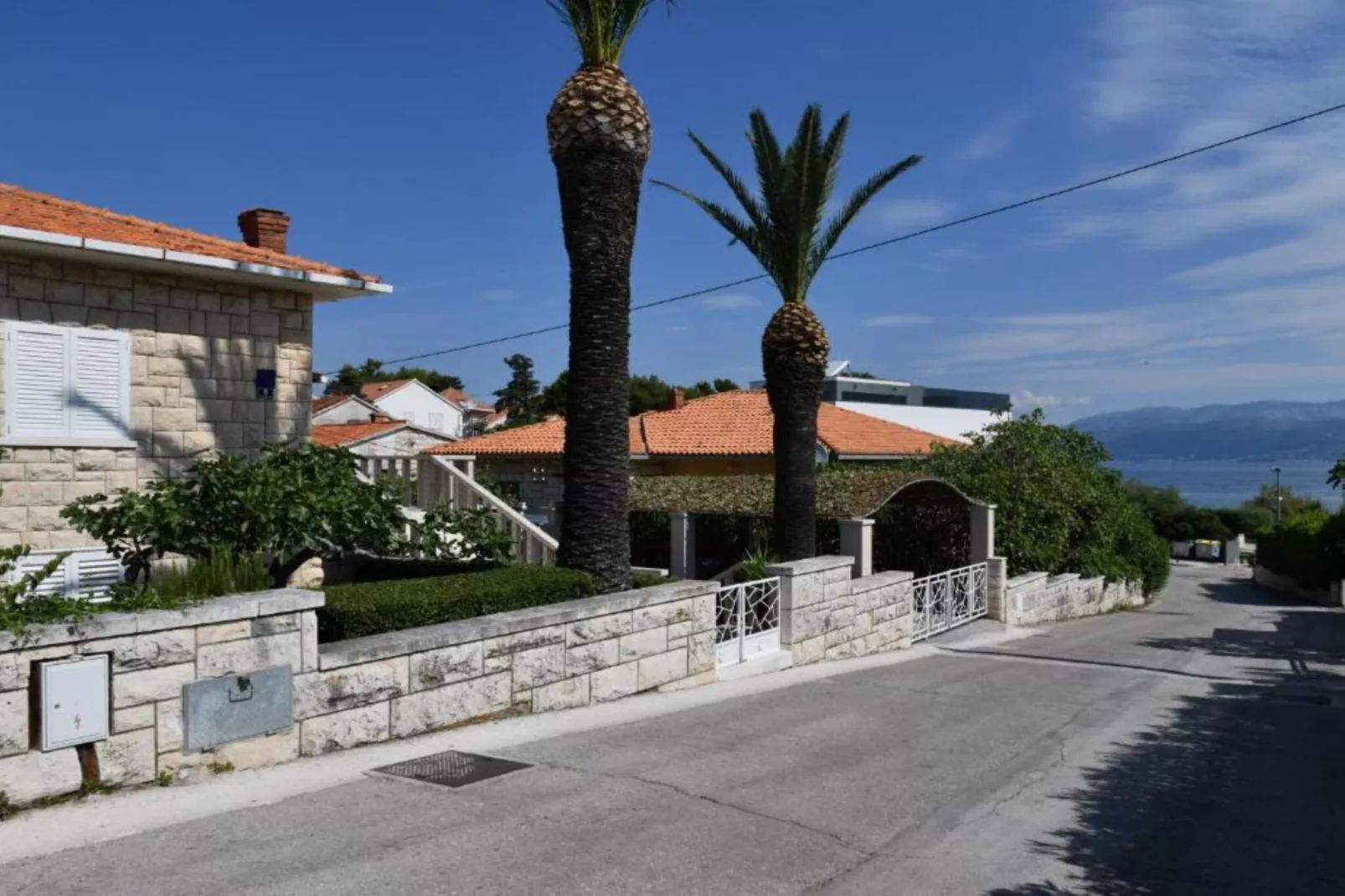 Two Bedroom Apartment with Balcony &  Garden View-Extérieur