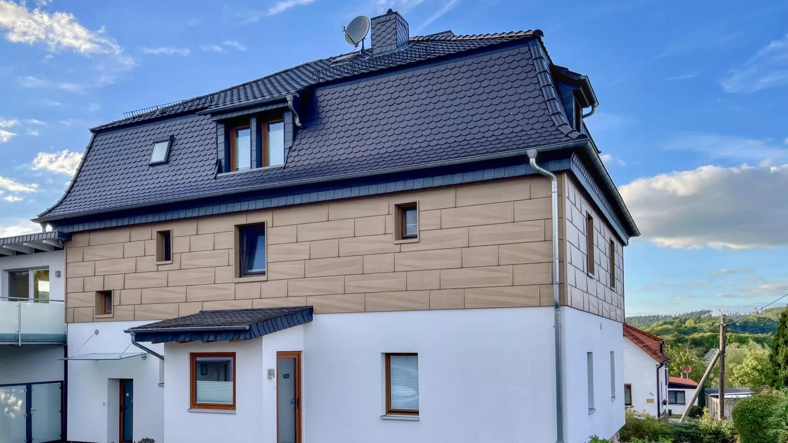 Am Anger-Exterior in summer