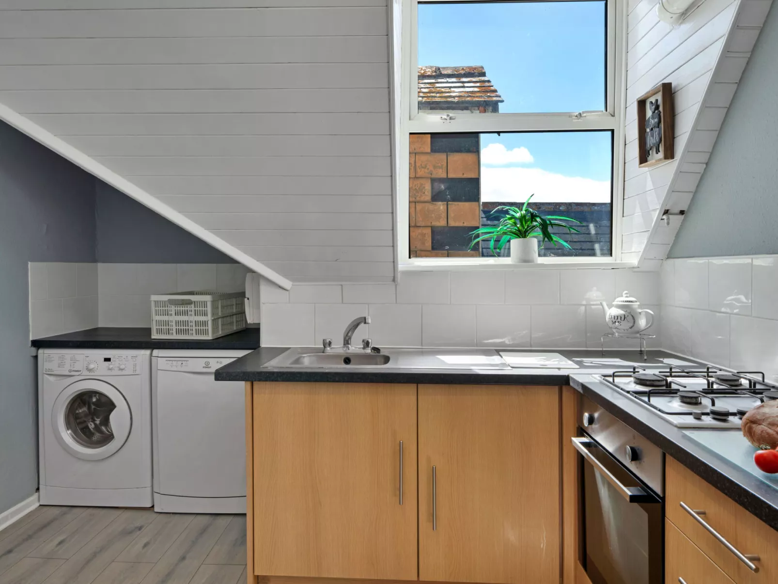 No. 11 Porthminster-Drinnen