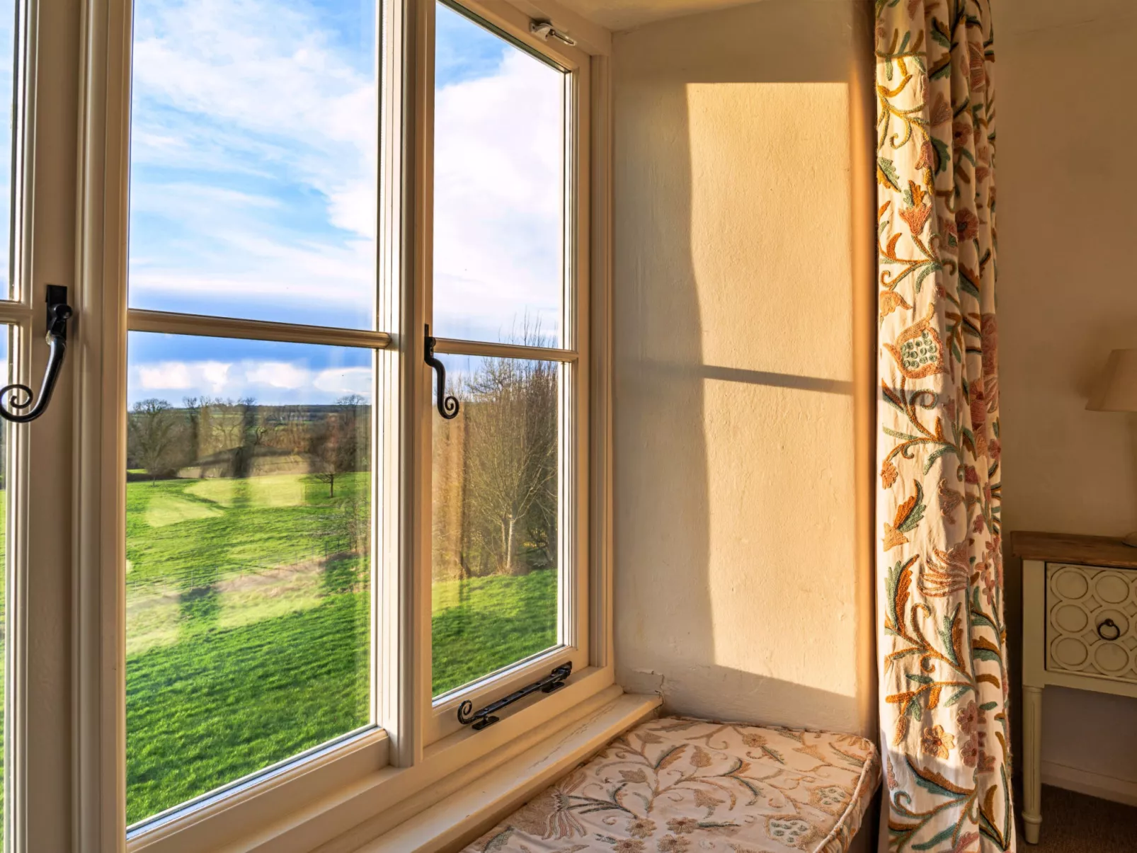 New Park Farm-Inside