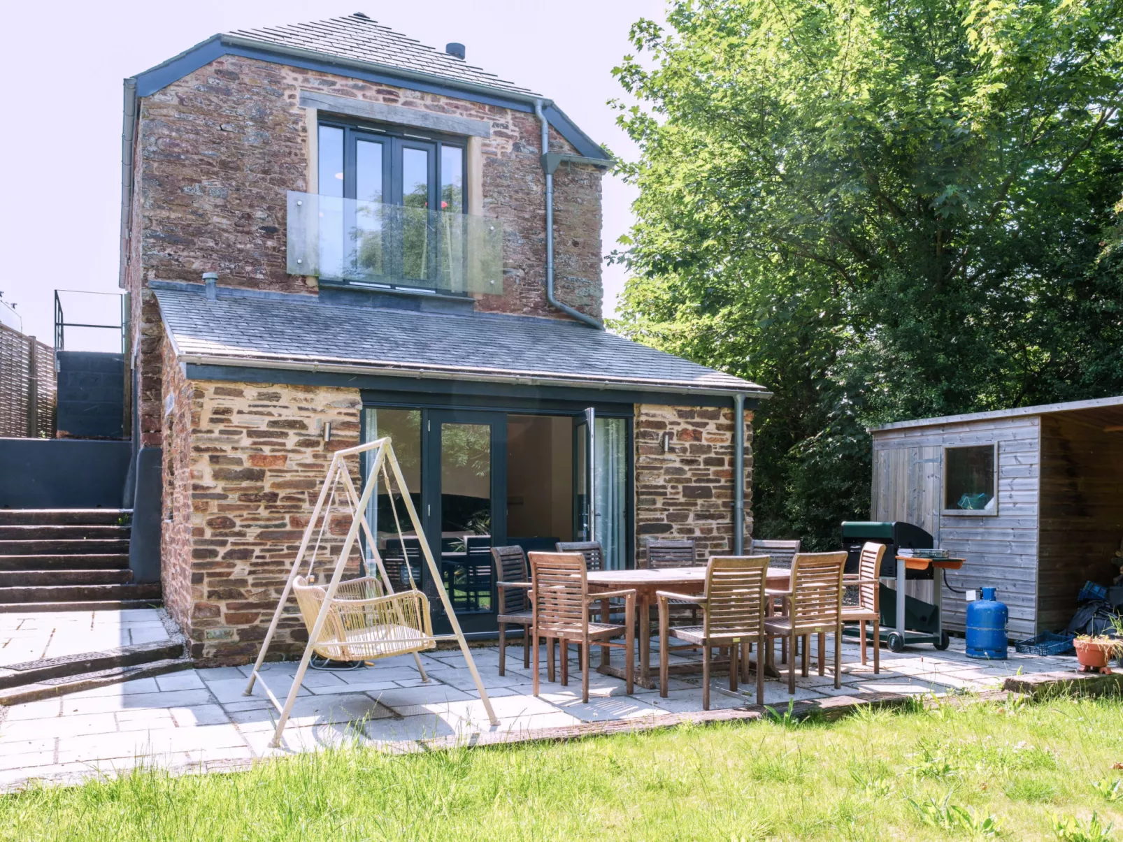 Wiggle Barn, Kingsand-Dehors